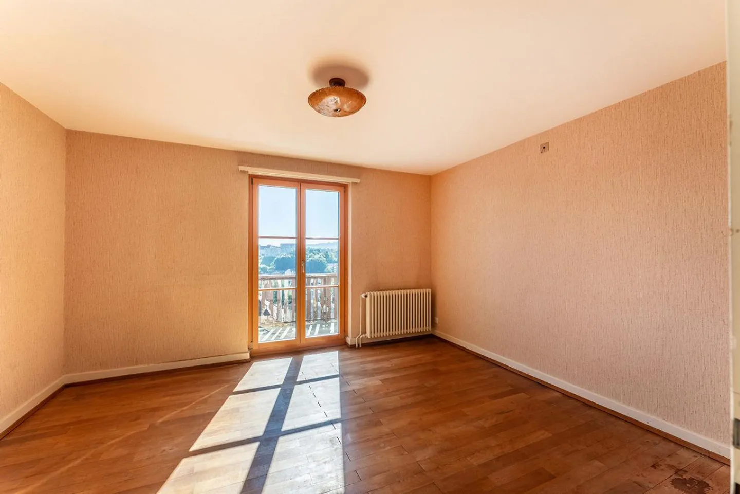 Charmantes EFH mit Ausbaupotenzial und traumhafter Aussicht - Foto 6 von 12