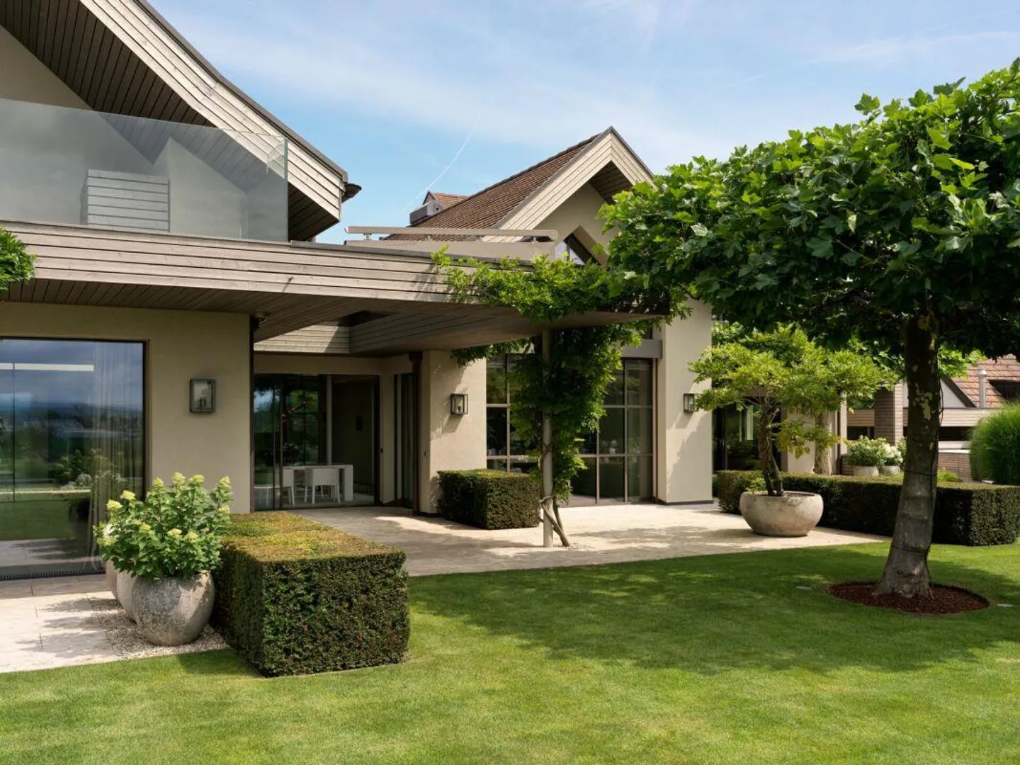 Maison Générationnelle Exclusive dans un Emplacement Verdoyant - 20 Minutes de la Ville... - Photo 2 sur 3