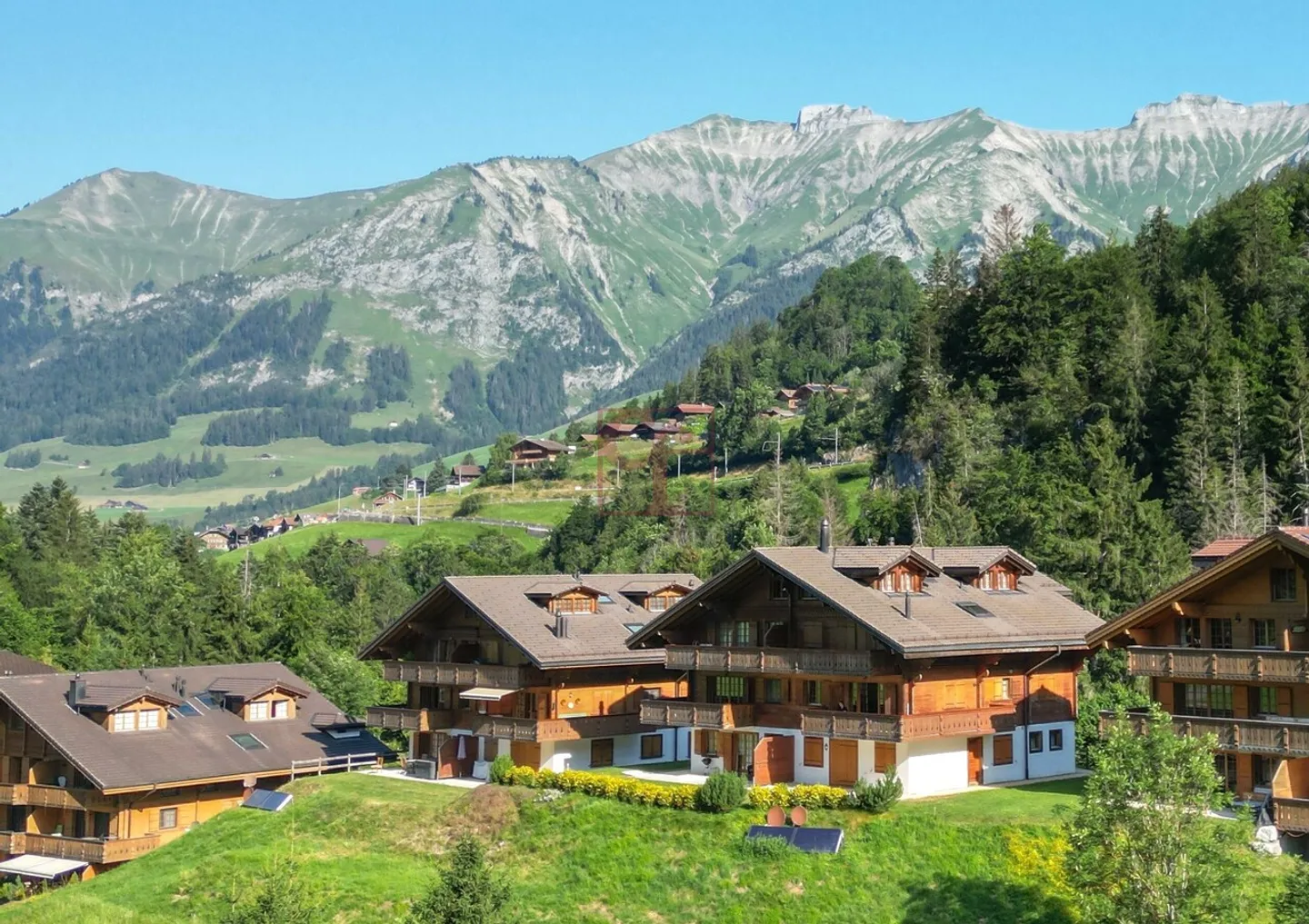 Château-d'Oex/Gérignoz - Charmante 3,5 Zimmer 15 Minuten von Gstaad - Foto 9 von 9