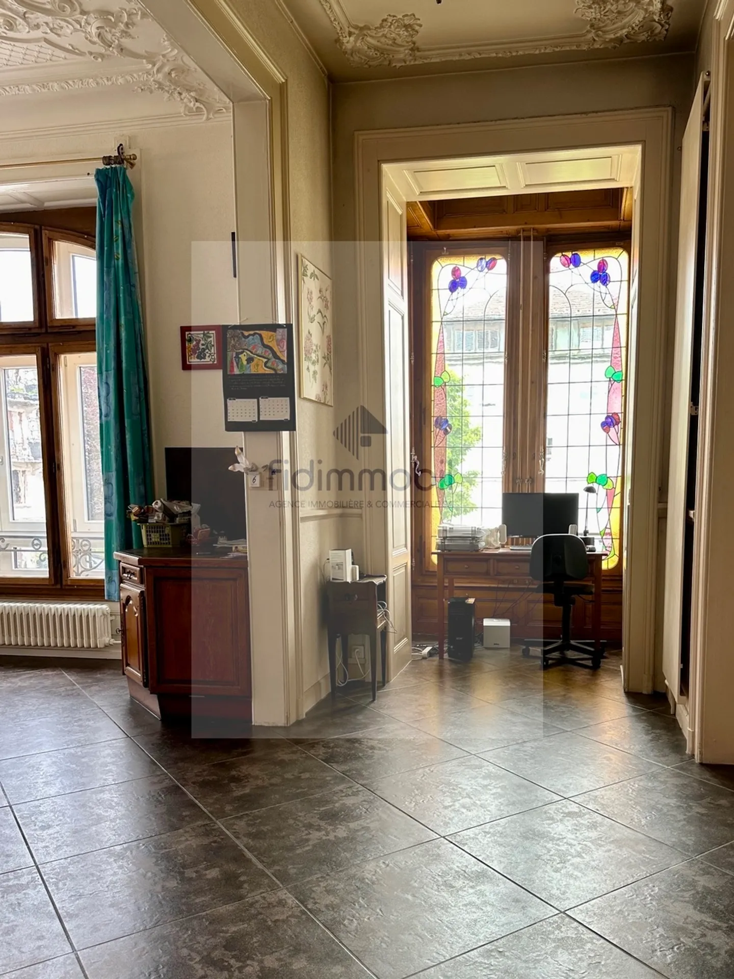 Un appartamento di carattere nel cuore di La Chaux-de-Fonds - Foto 7 di 21