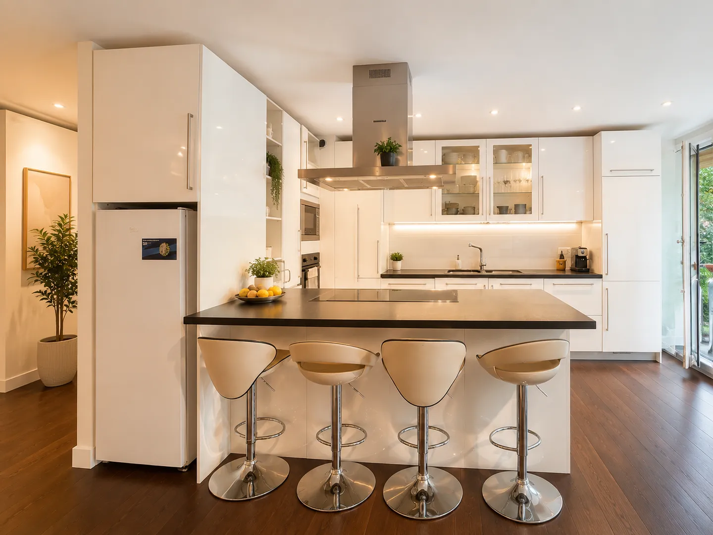 6-Zimmer-Wohnung - Foto 1 von 3