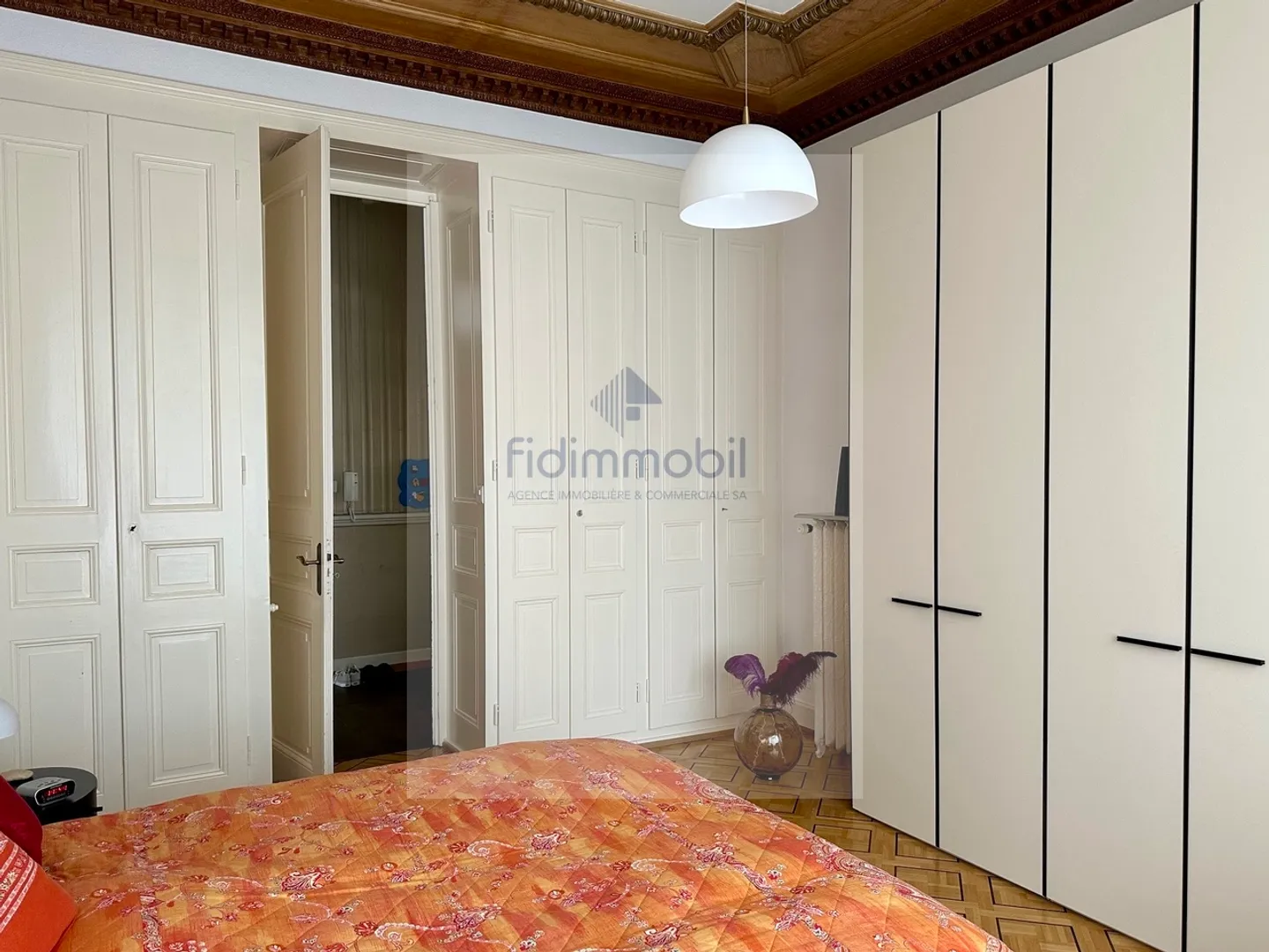 Un appartamento di carattere nel cuore di La Chaux-de-Fonds - Foto 10 di 21