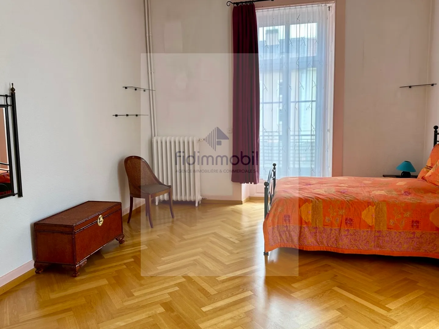 Un appartamento di carattere nel cuore di La Chaux-de-Fonds - Foto 14 di 21