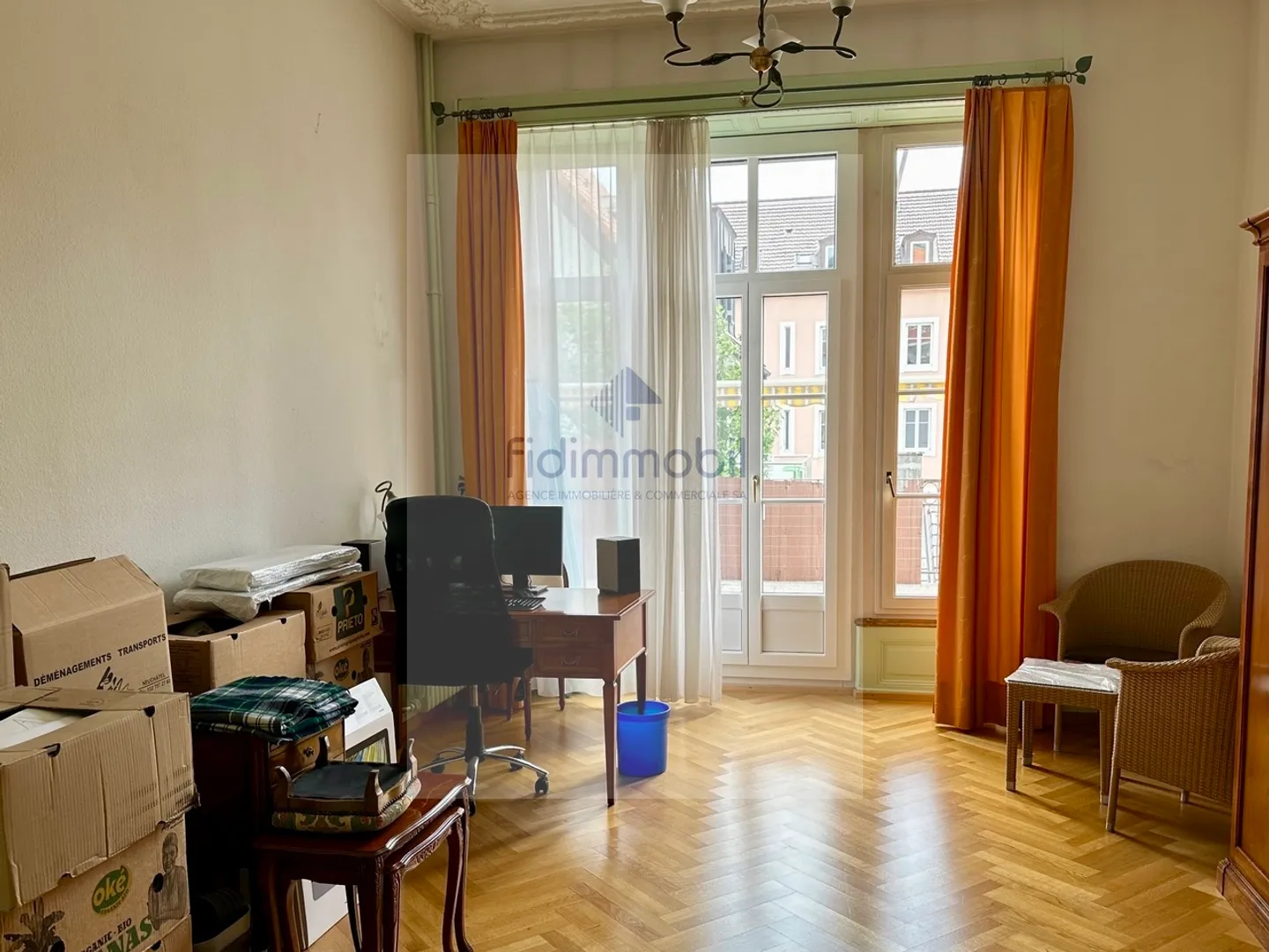 Un appartamento di carattere nel cuore di La Chaux-de-Fonds - Foto 15 di 21