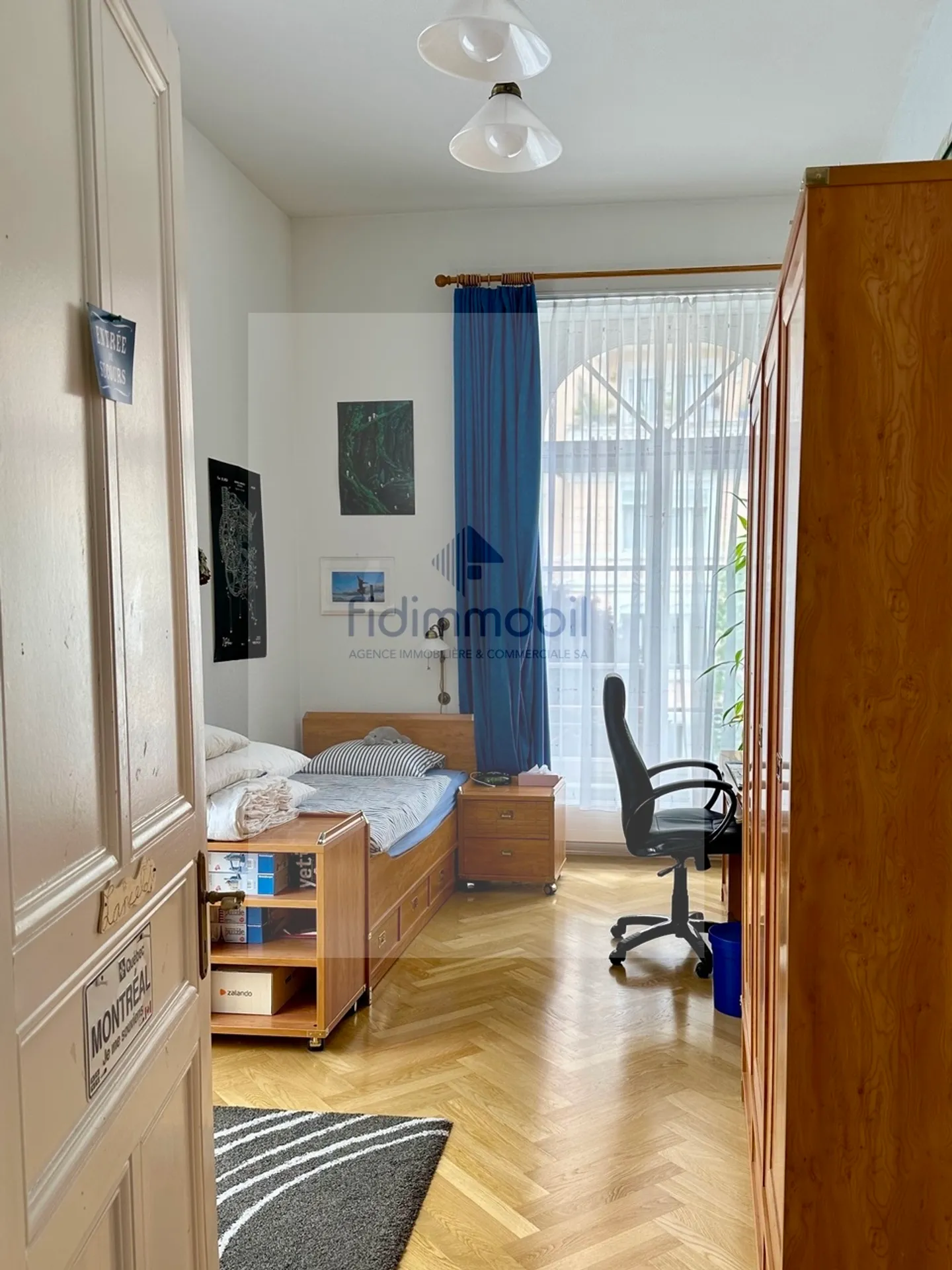 Un appartamento di carattere nel cuore di La Chaux-de-Fonds - Foto 17 di 21