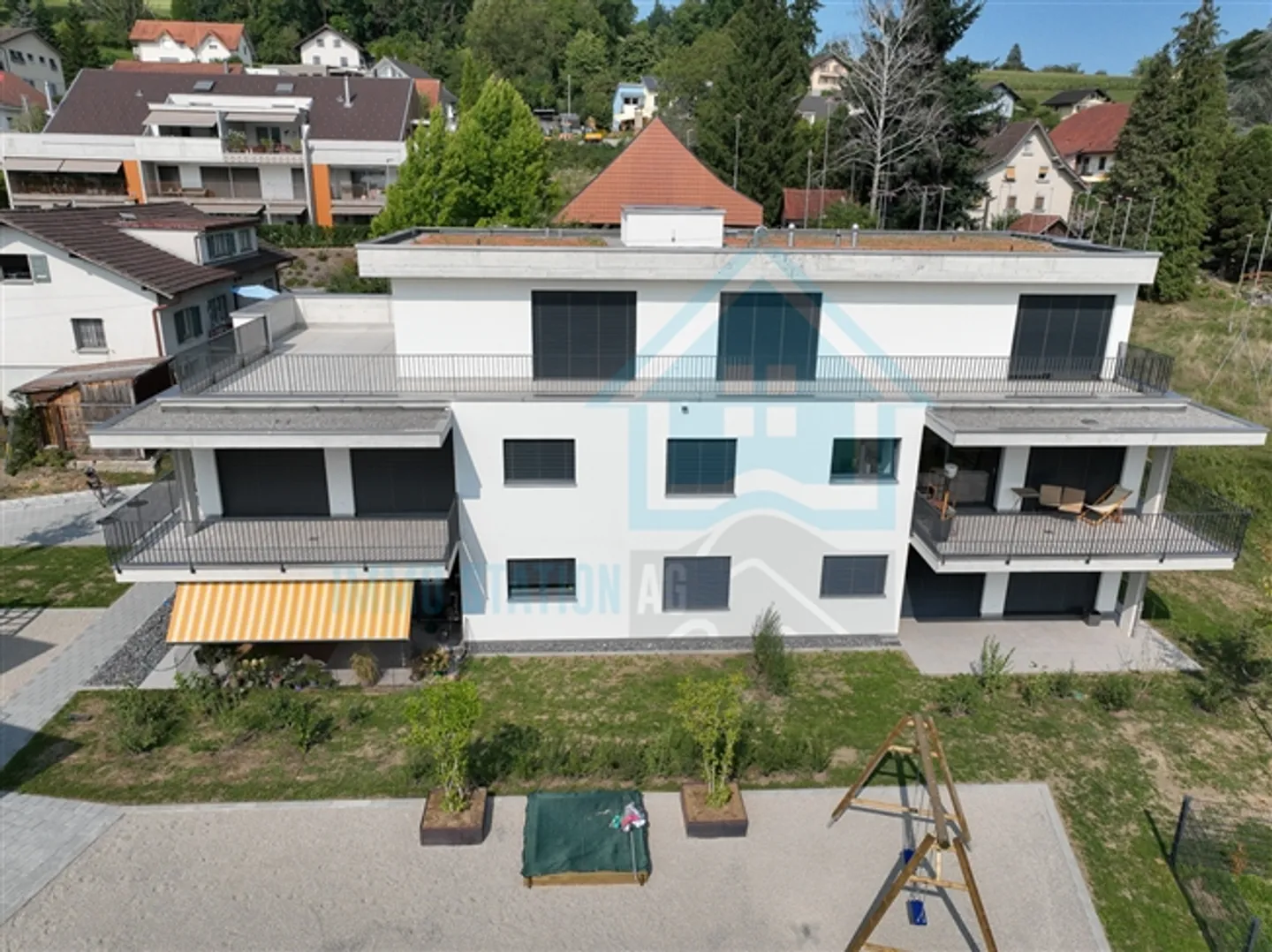 «Exklusive Neubau-Attikawohnung mit Weitblick & höchstem Wohnkomfort» - Foto 1 von 13