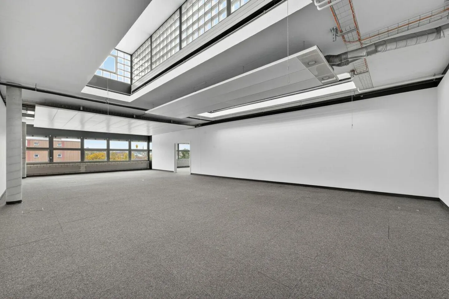 Vielseitige Büroflächen verfügbar - Foto 7 von 11