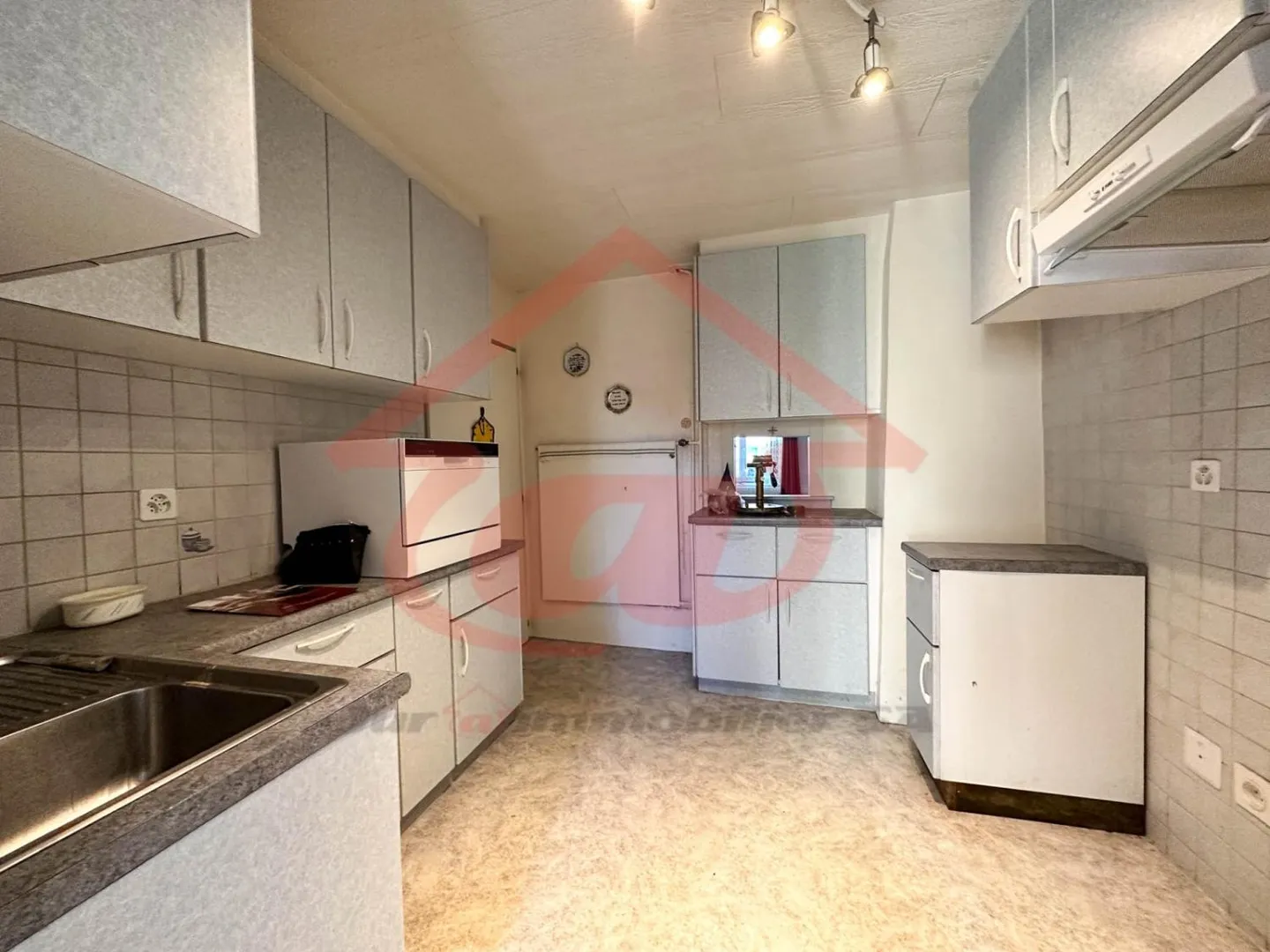 Wohngebäude - Foto 16 von 18