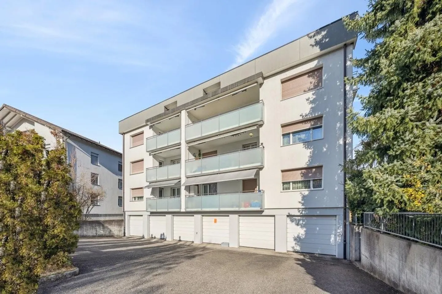 Beautiful and bright apartment for rent in Thürnen - Photo 1 of 8