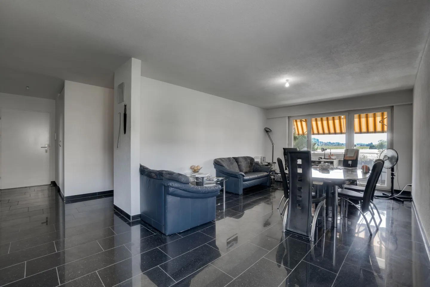 Apartment for sale - Photo 1 of 12