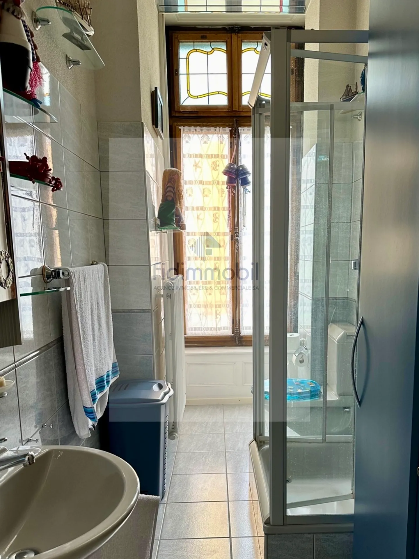 Un appartamento di carattere nel cuore di La Chaux-de-Fonds - Foto 20 di 21