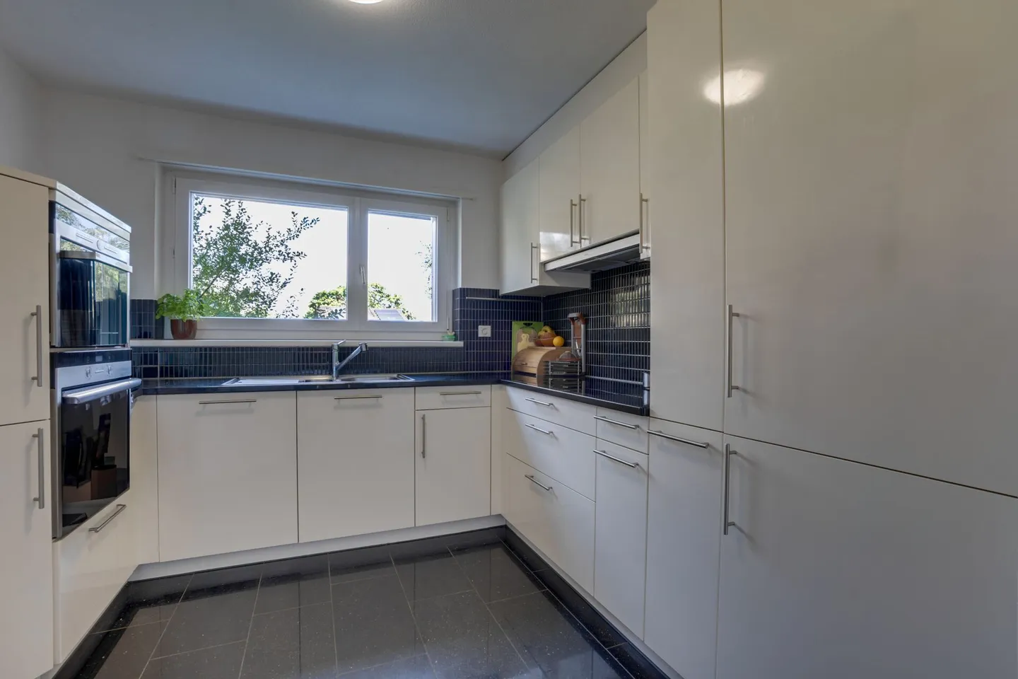 Apartment for sale - Photo 2 of 12