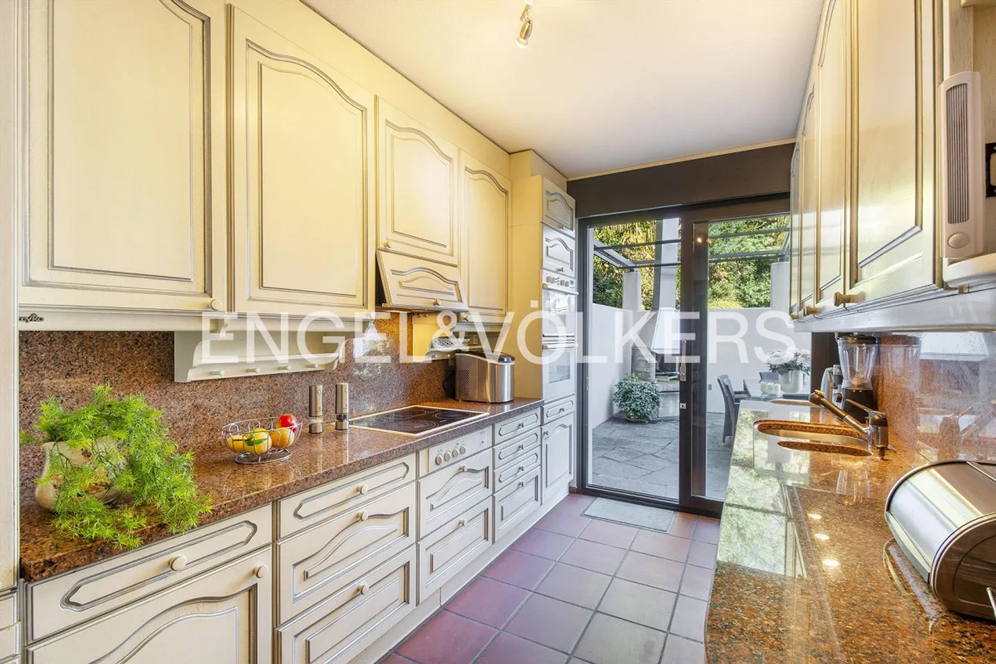 Wunderschöne Wohnung mit Seeblick - Foto 7 von 14