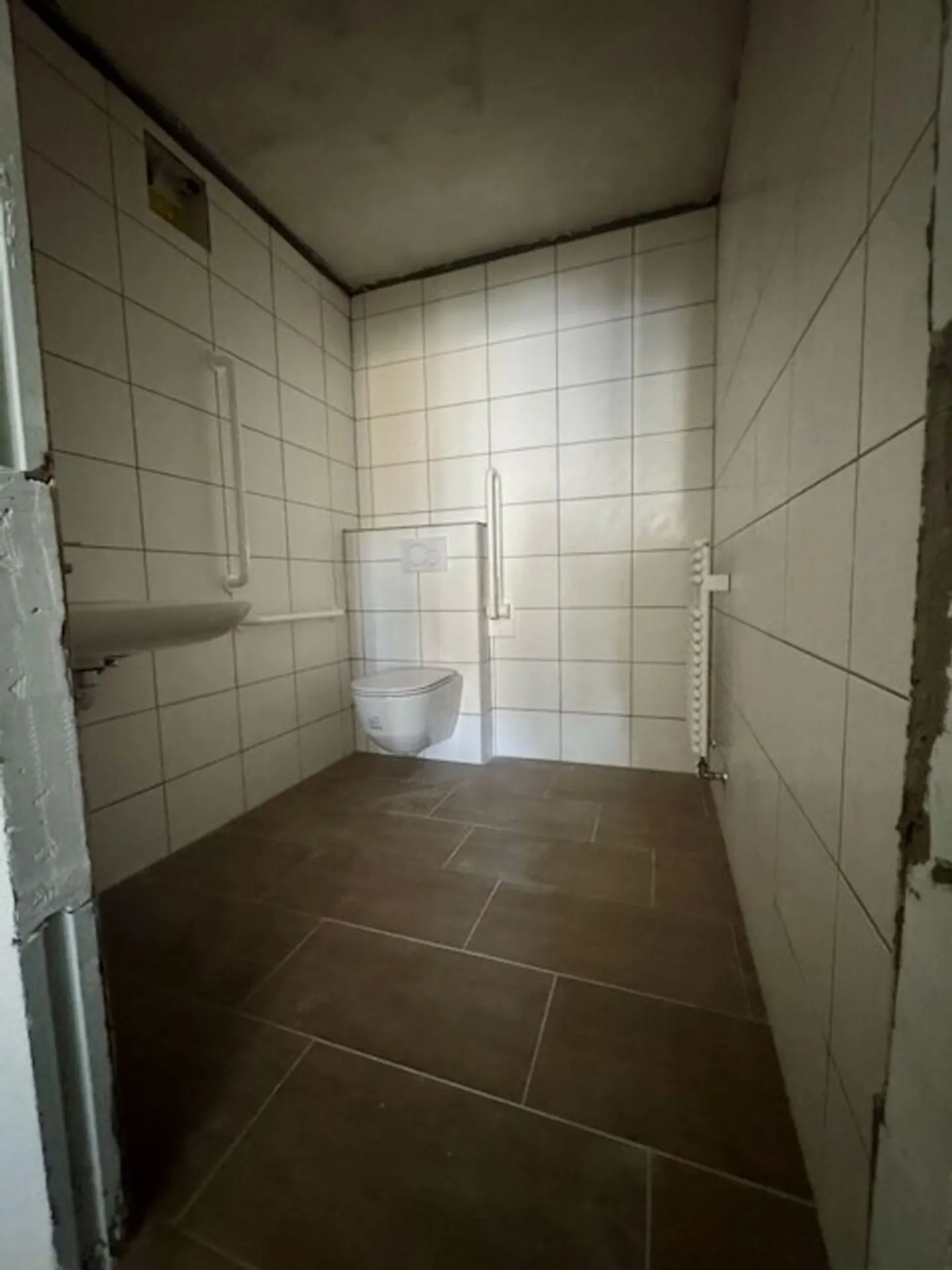 Exclusif - Immeuble à usage mixte au cœur des Ponts-de-Martel - CHF 800'000.- - Photo 4 sur 9