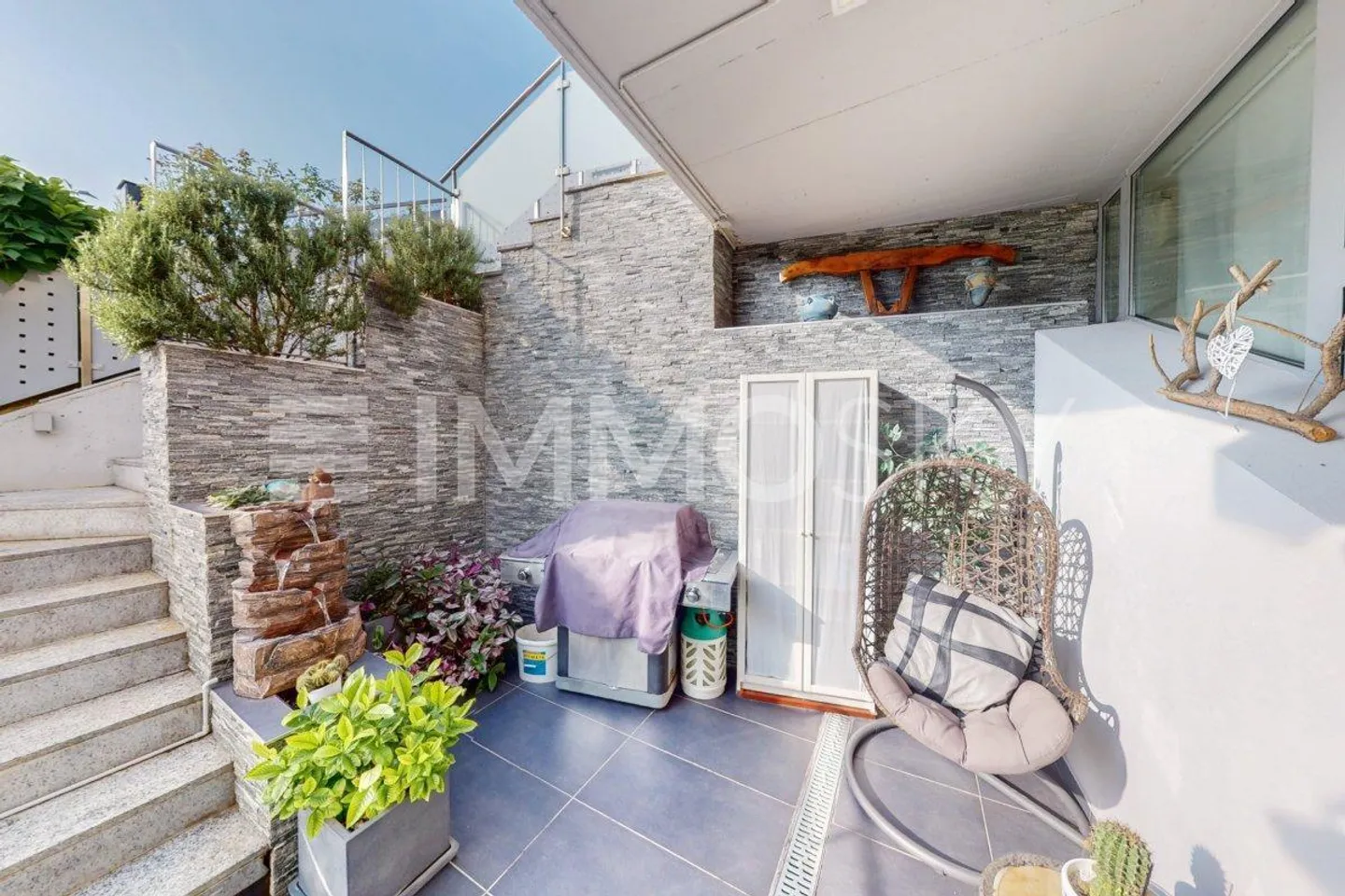 Sauna, jacuzzi, vue panoramique, ils vous attendent... - Photo 1 sur 5