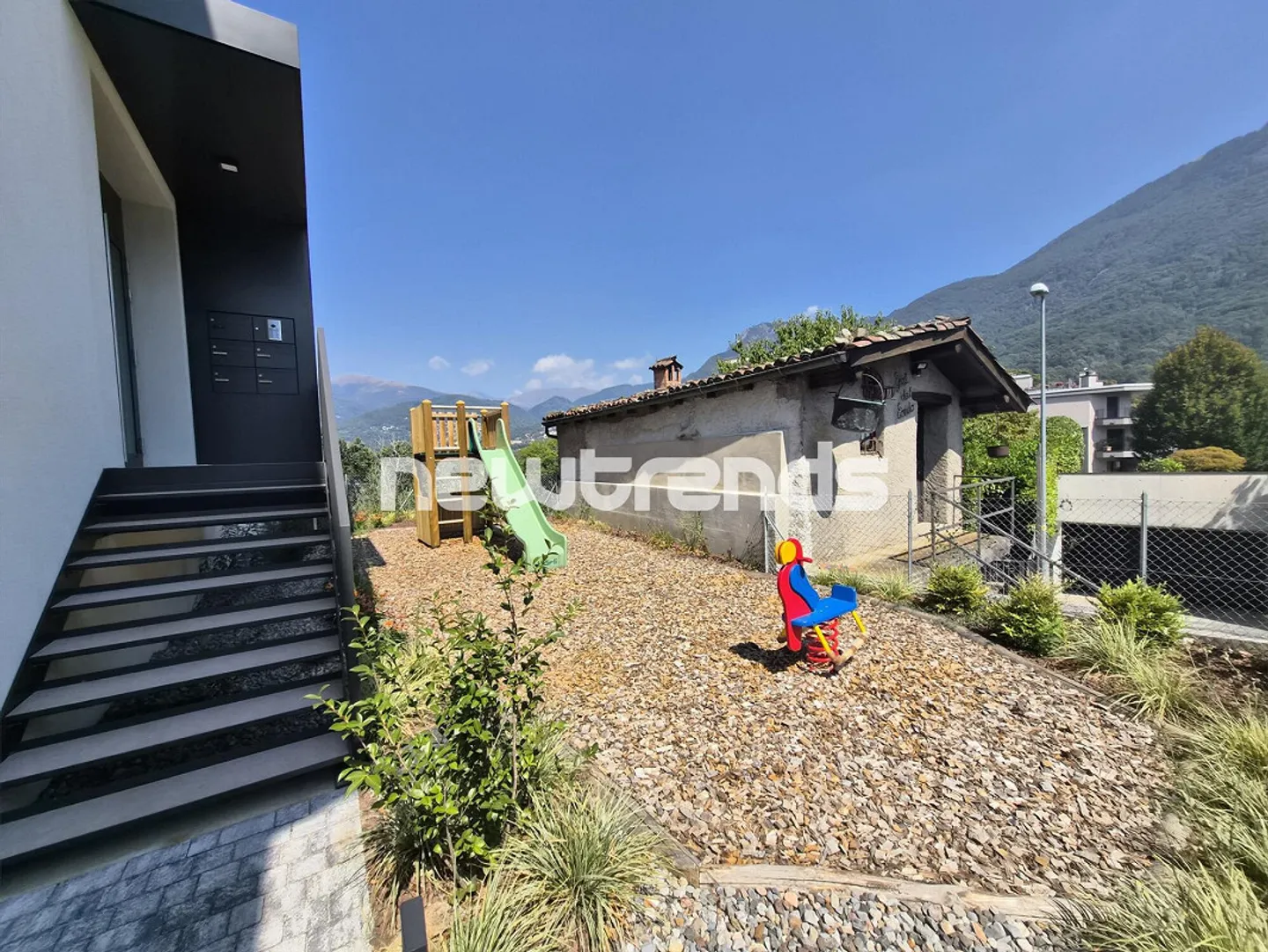 Canobbio, Duplex 3.5 rooms with private garden - Photo 13 of 15