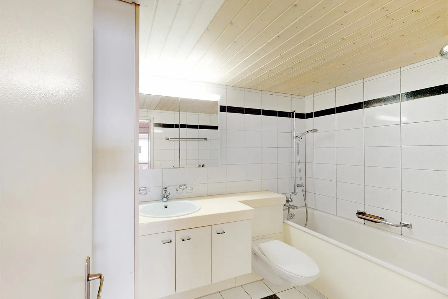 Wohnung mieten - Foto 6 von 8