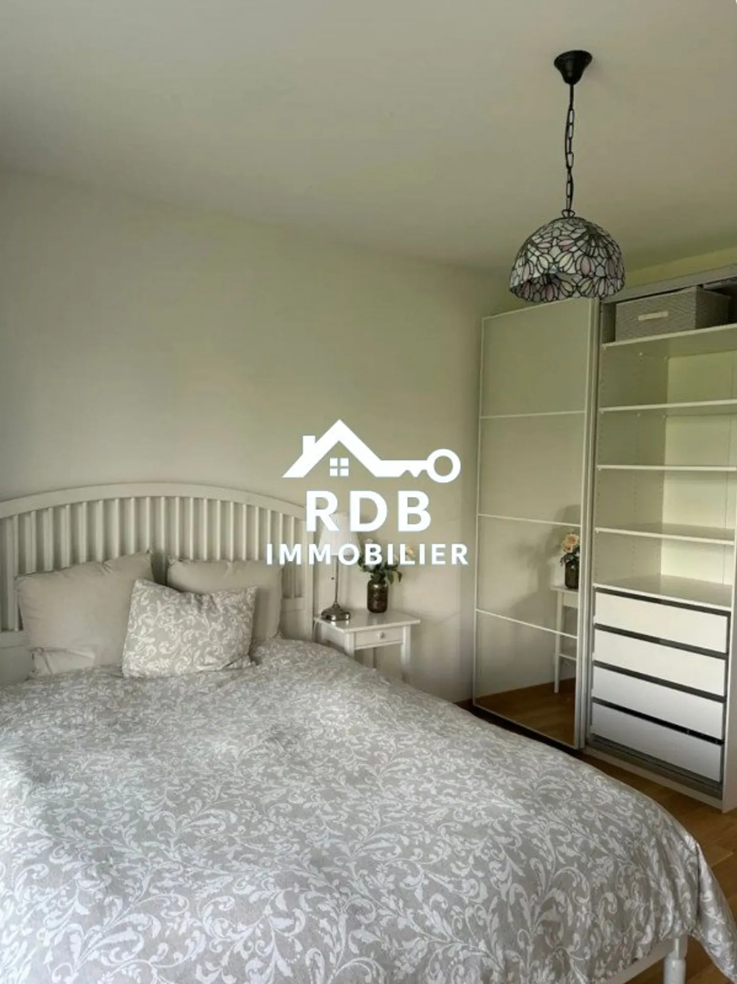 Appartement lumineux de 6 pièces - Photo 4 sur 6