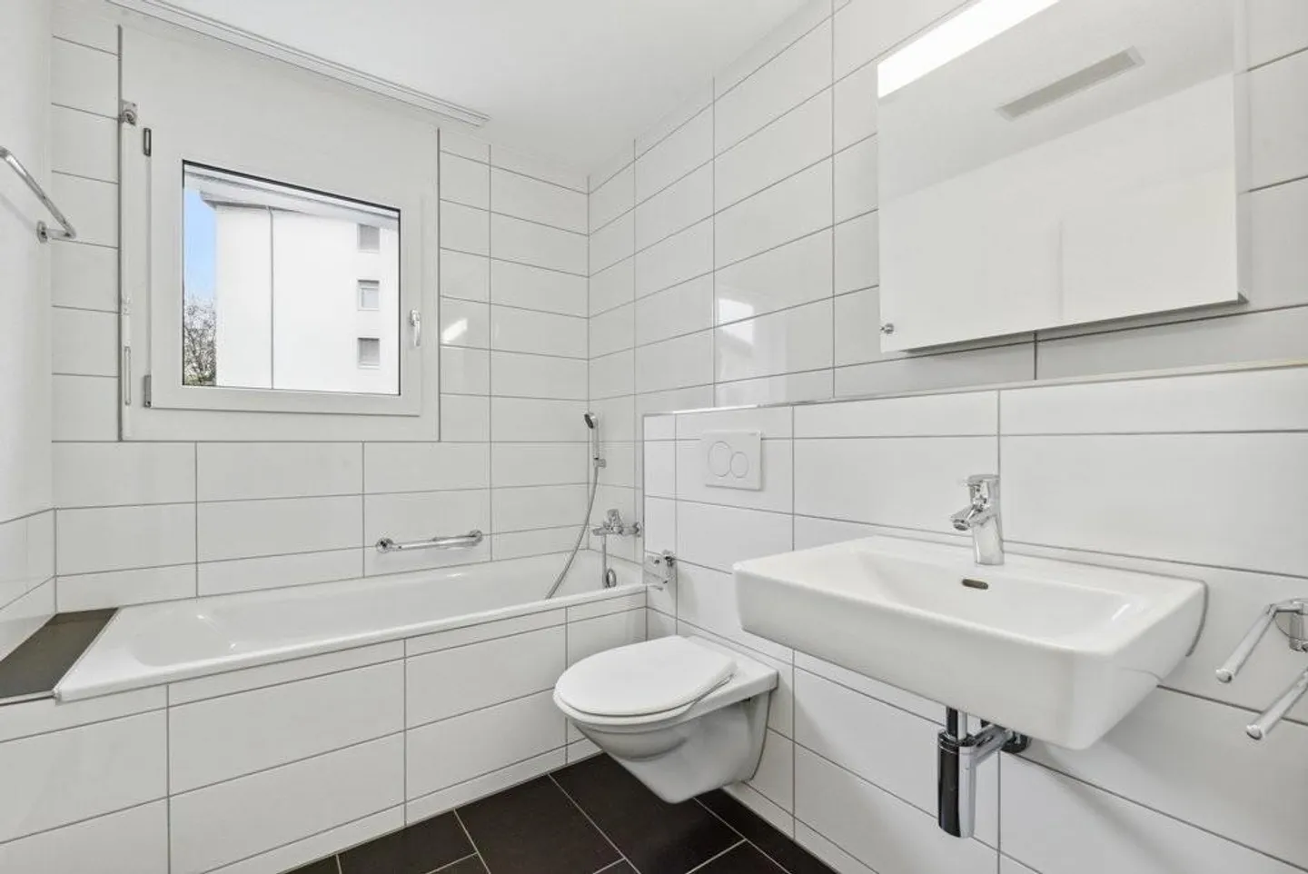 Moderne Wohnung mit Garten - Foto 6 von 11