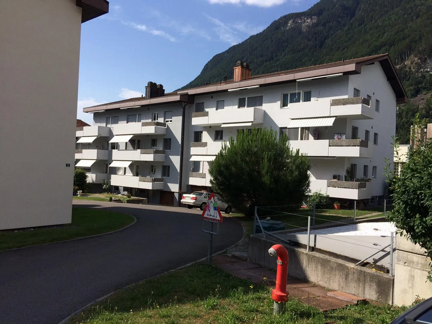 4 1/2 room apartment with south balcony - Photo 1 of 6
