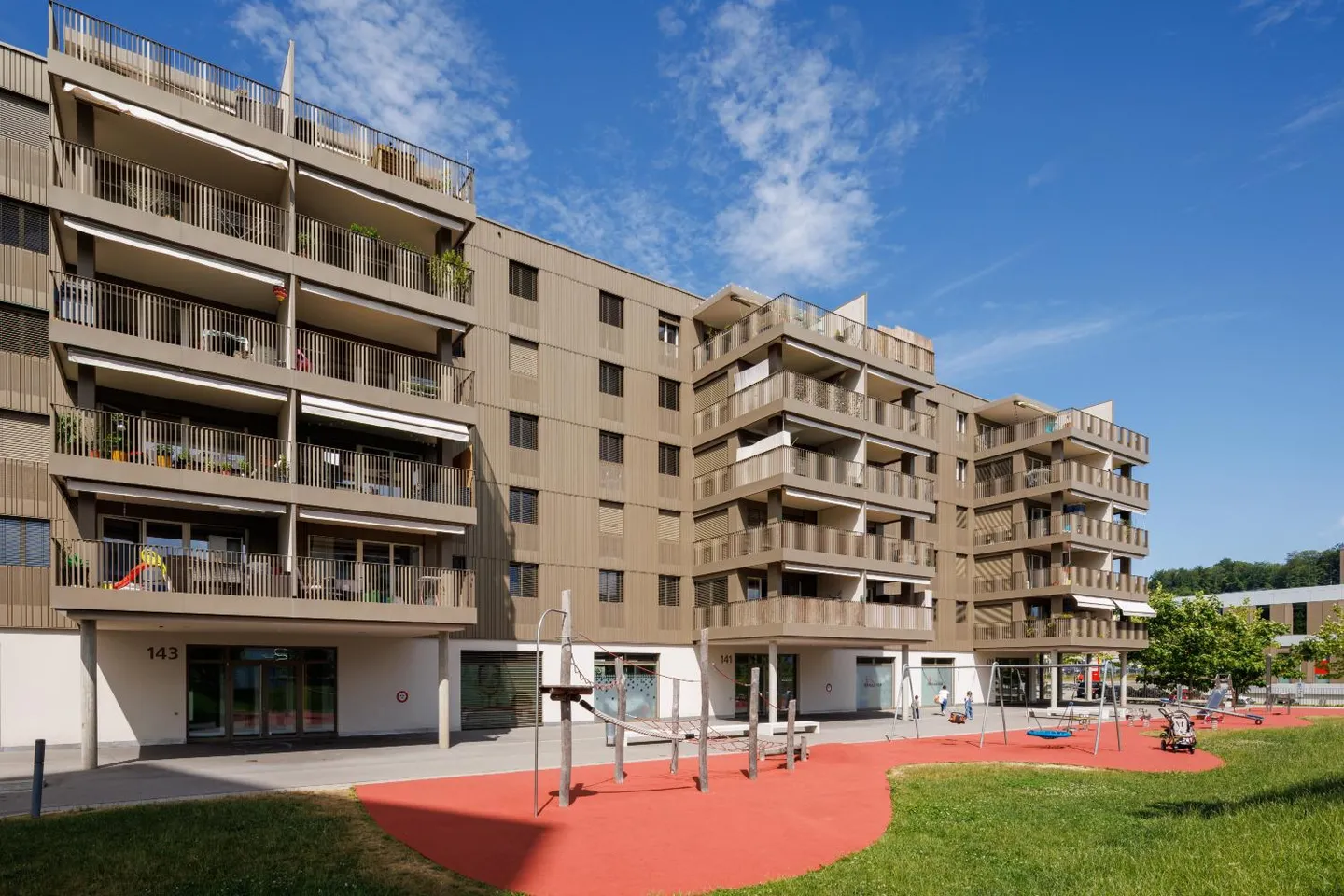 3.5 Room Apartment - Photo 2 of 7