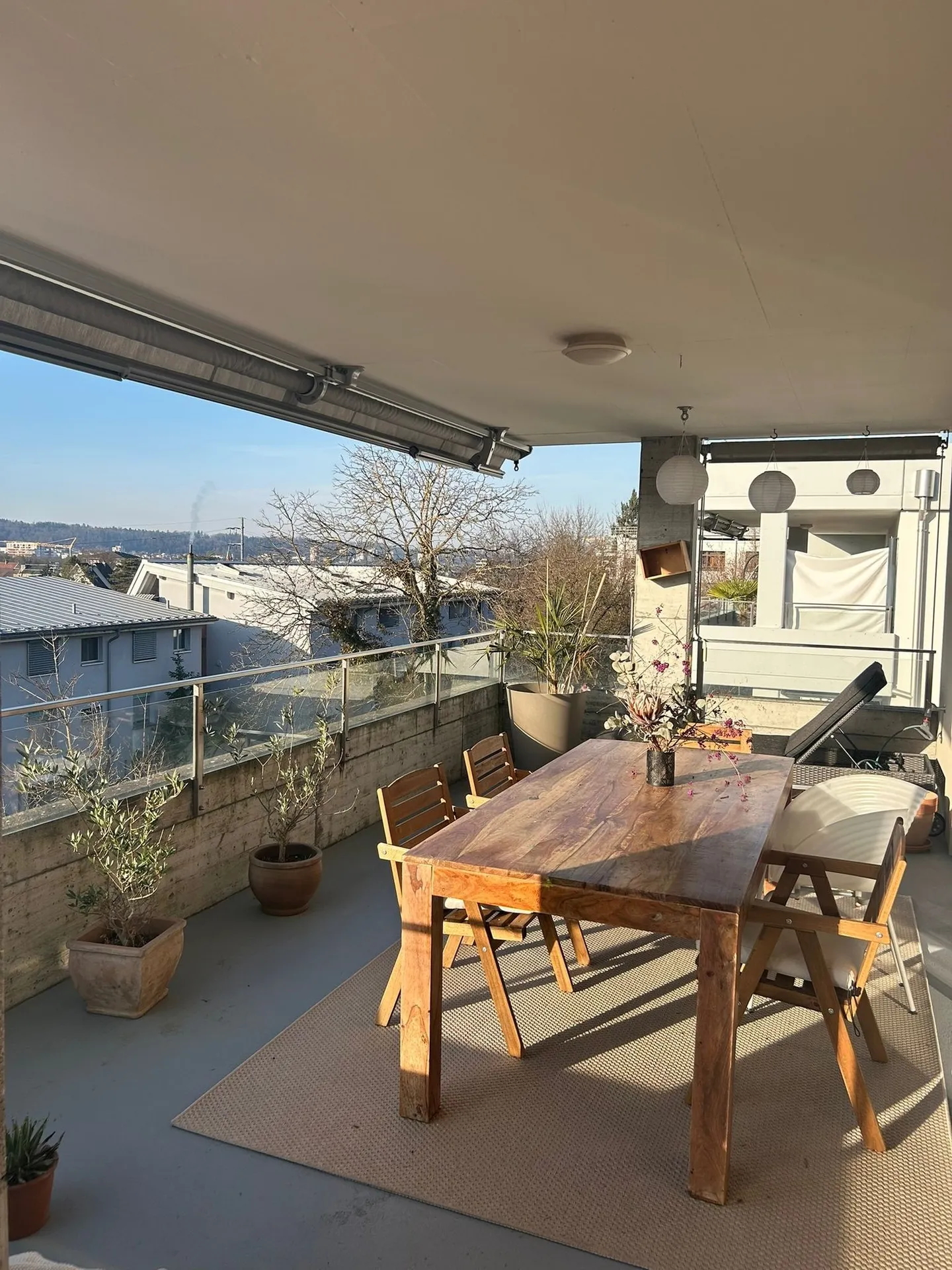 Modern 4.5-room apartment with large balcony in Dornach - Photo 1 of 9