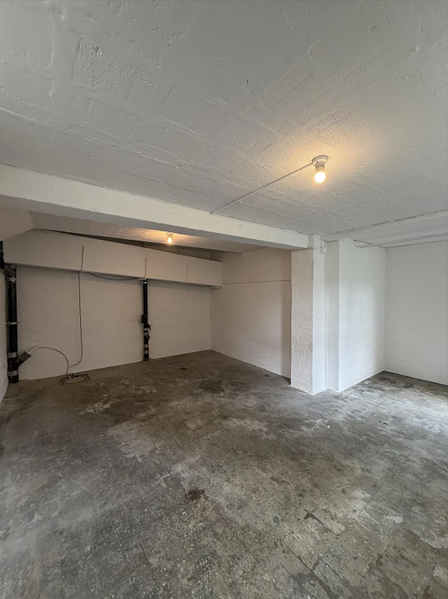 Deposito di 29 m² in una posizione tranquilla a Zurigo-Wollishofen - Foto 6 di 6