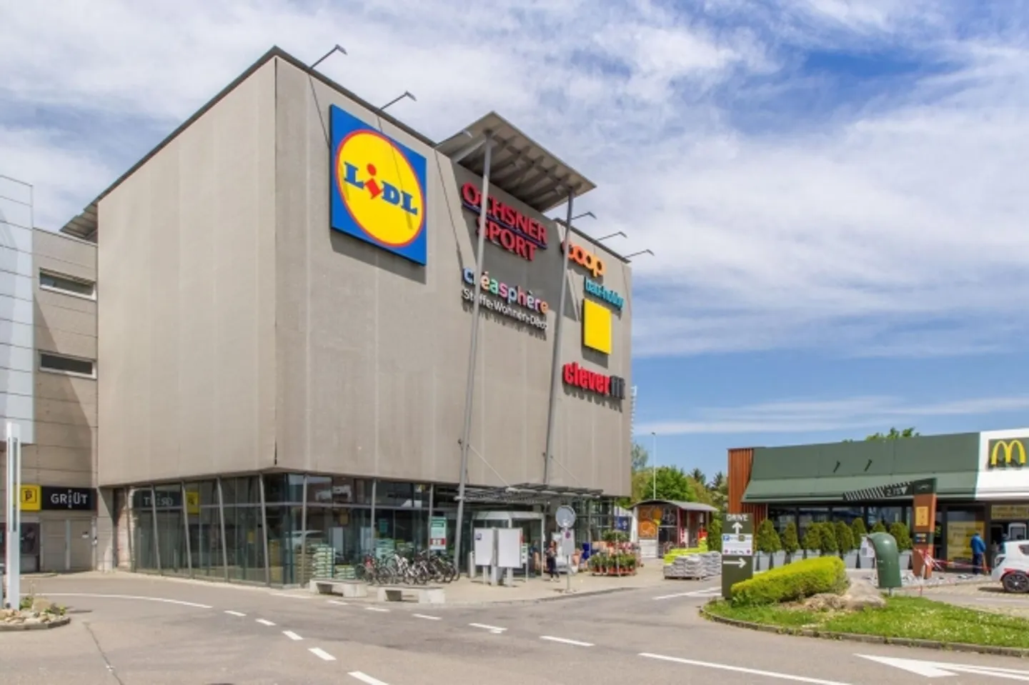 Sales area in Grütpark - right next to Cleverfit! - Photo 5 of 13