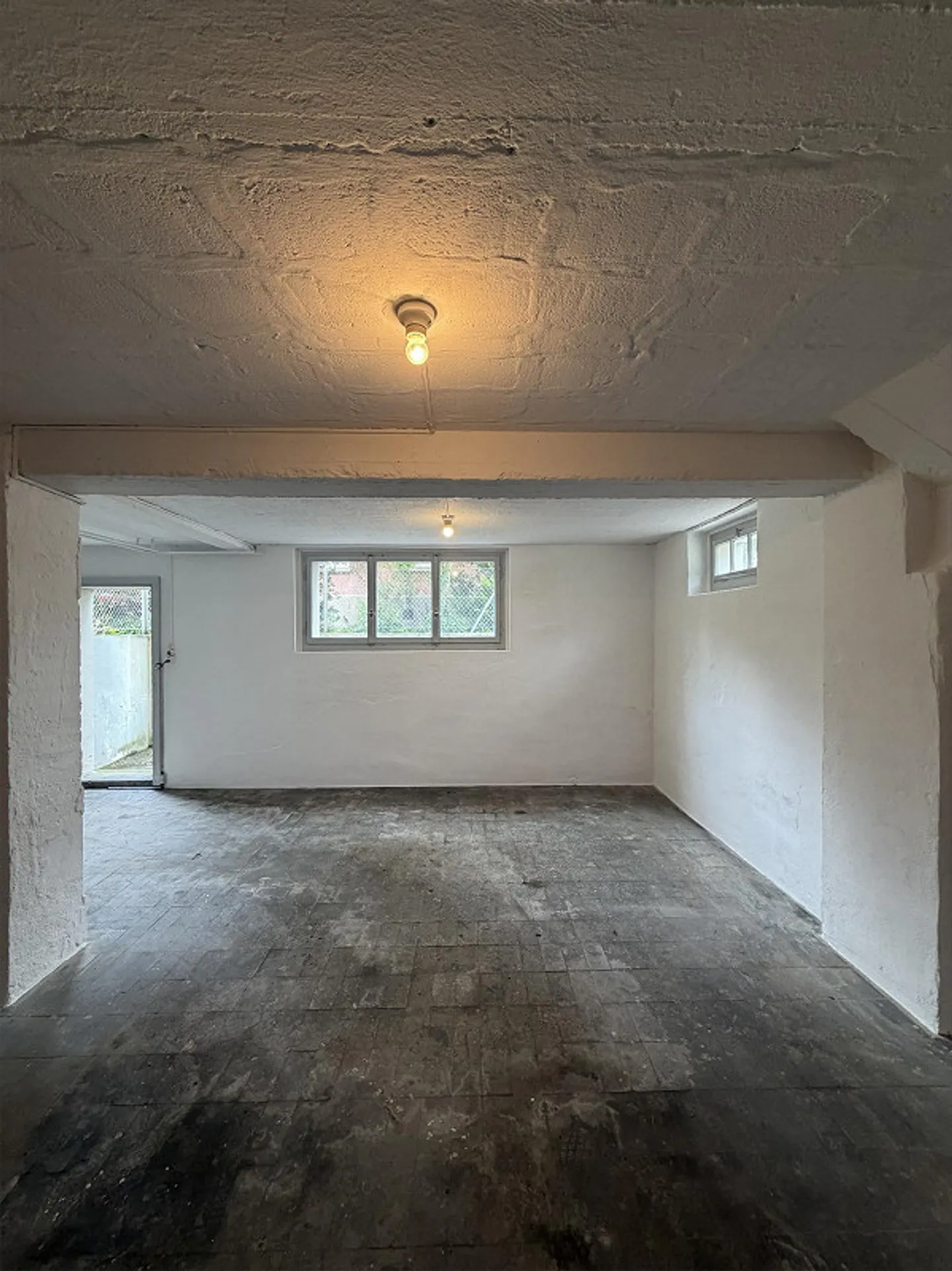 Deposito di 29 m² in una posizione tranquilla a Zurigo-Wollishofen - Foto 5 di 6