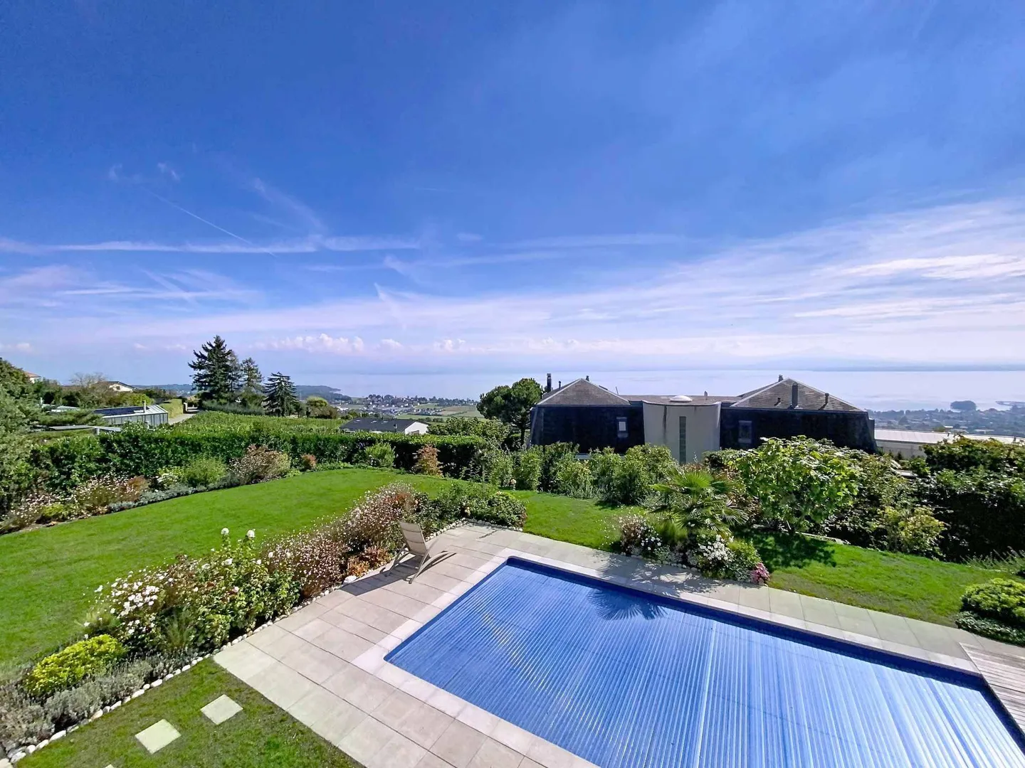 Proprietà straordinaria con vista panoramica sul lago e sul Monte Bianco - Foto 5 di 11