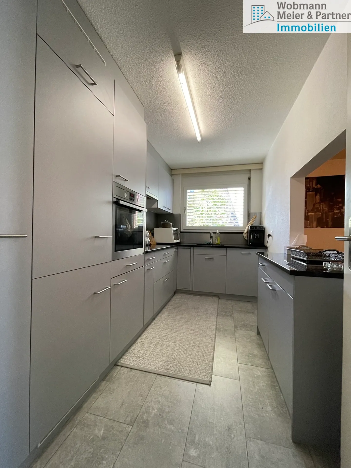 Modern Living with Style – 4.5-Room Apartment in Glattbrugg - Photo 3 of 9