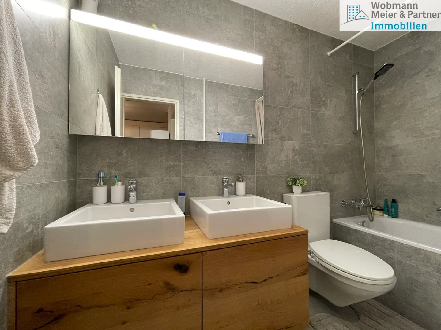 Modern Living with Style – 4.5-Room Apartment in Glattbrugg - Photo 5 of 9