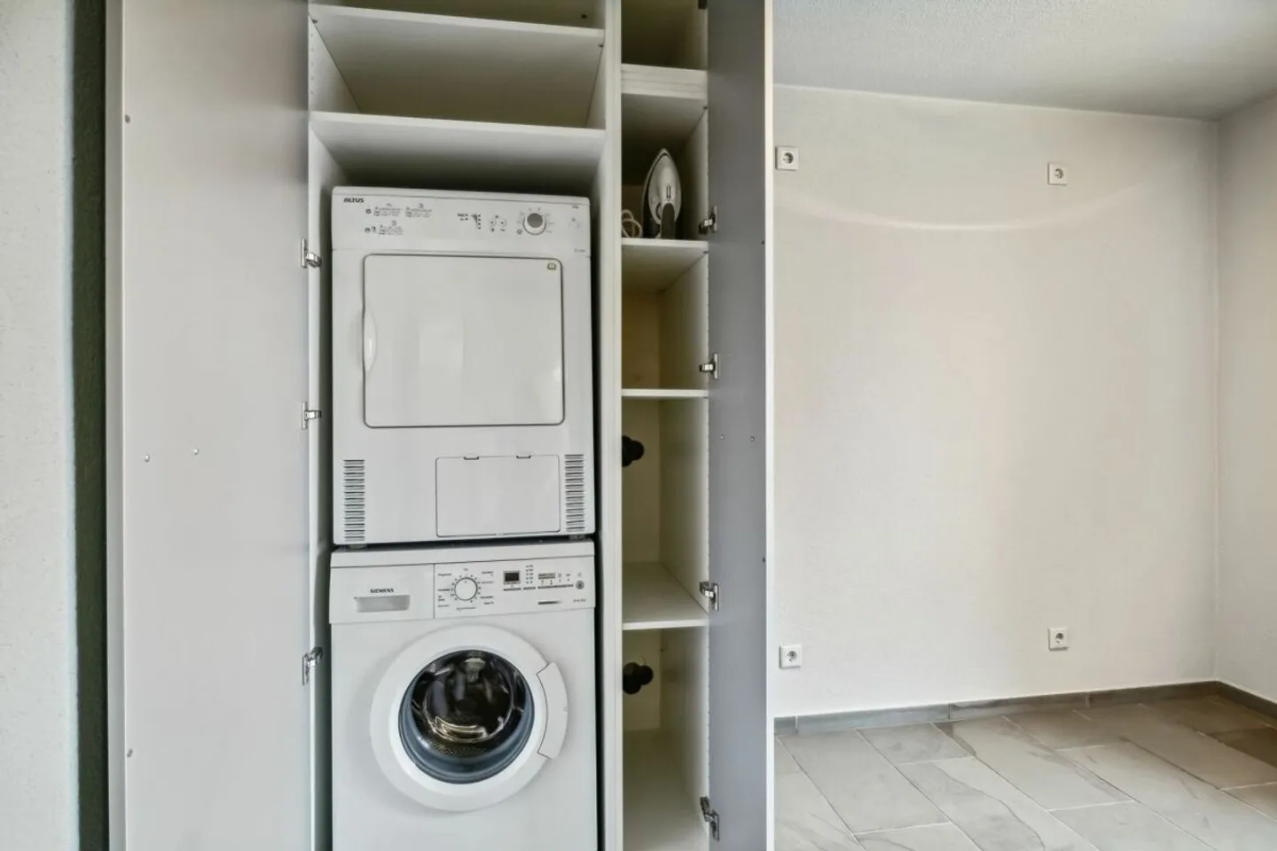 Versatile Residential and Commercial Property in Bolligen - Photo 10 of 13