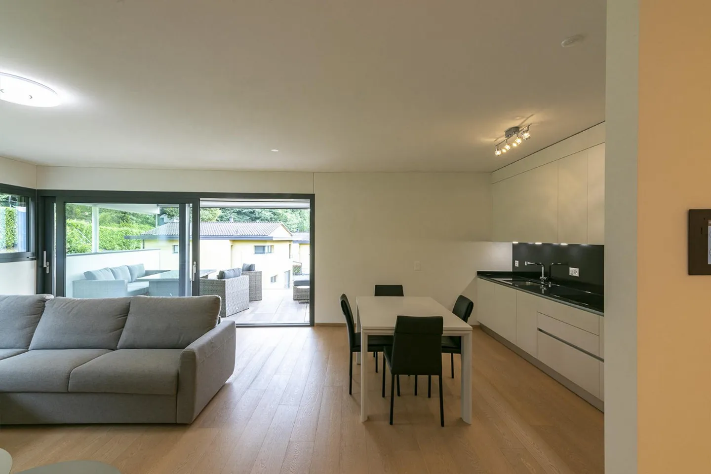 Montagnola, Collina d'oro, 3.5 Zimmer mit Seeblick - Foto 4 von 15