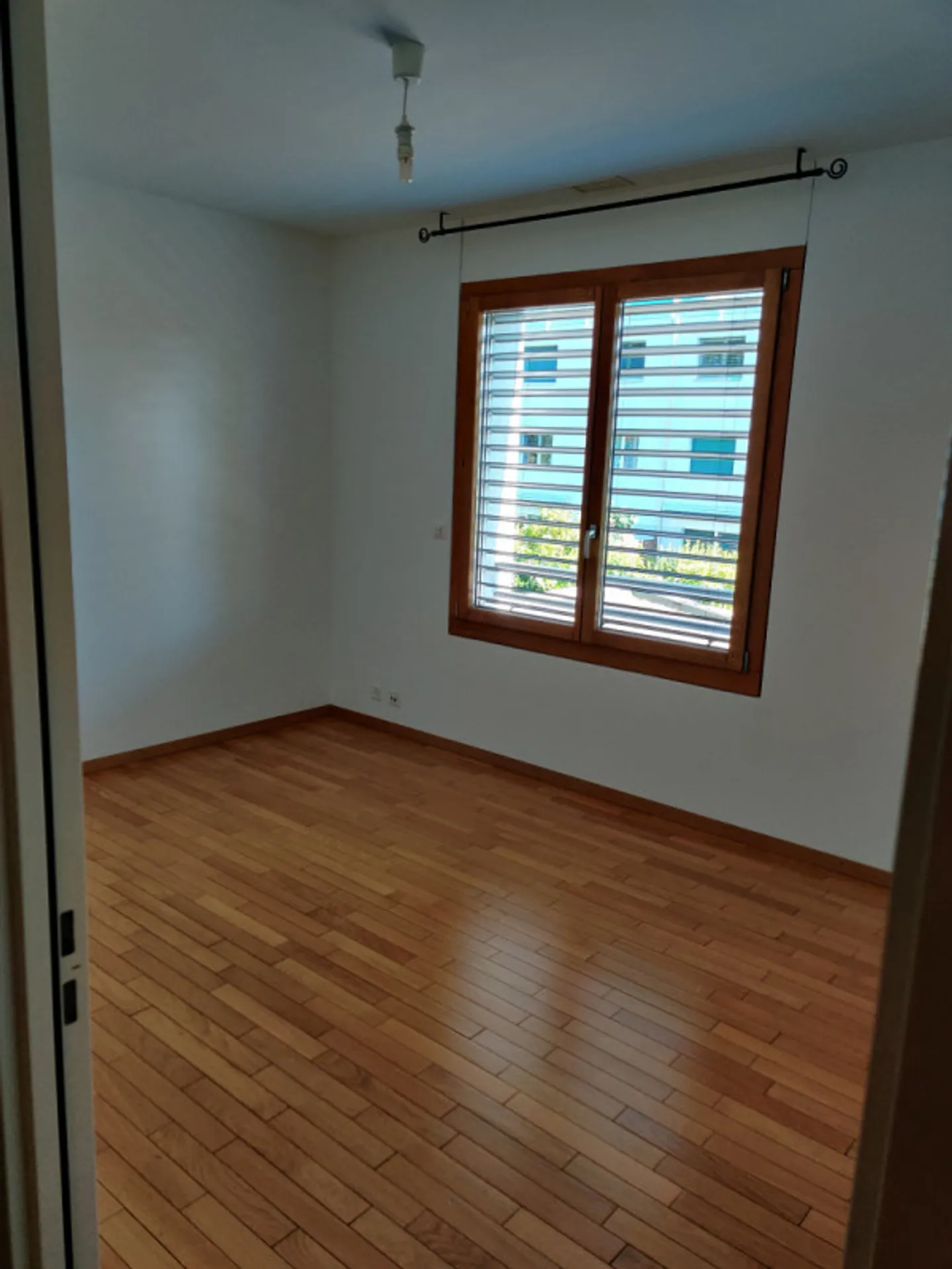 To seize! Magnificent 6 rooms located in Lancy/Geneva 180m2 large balcony + loggia - Photo 5 of 11