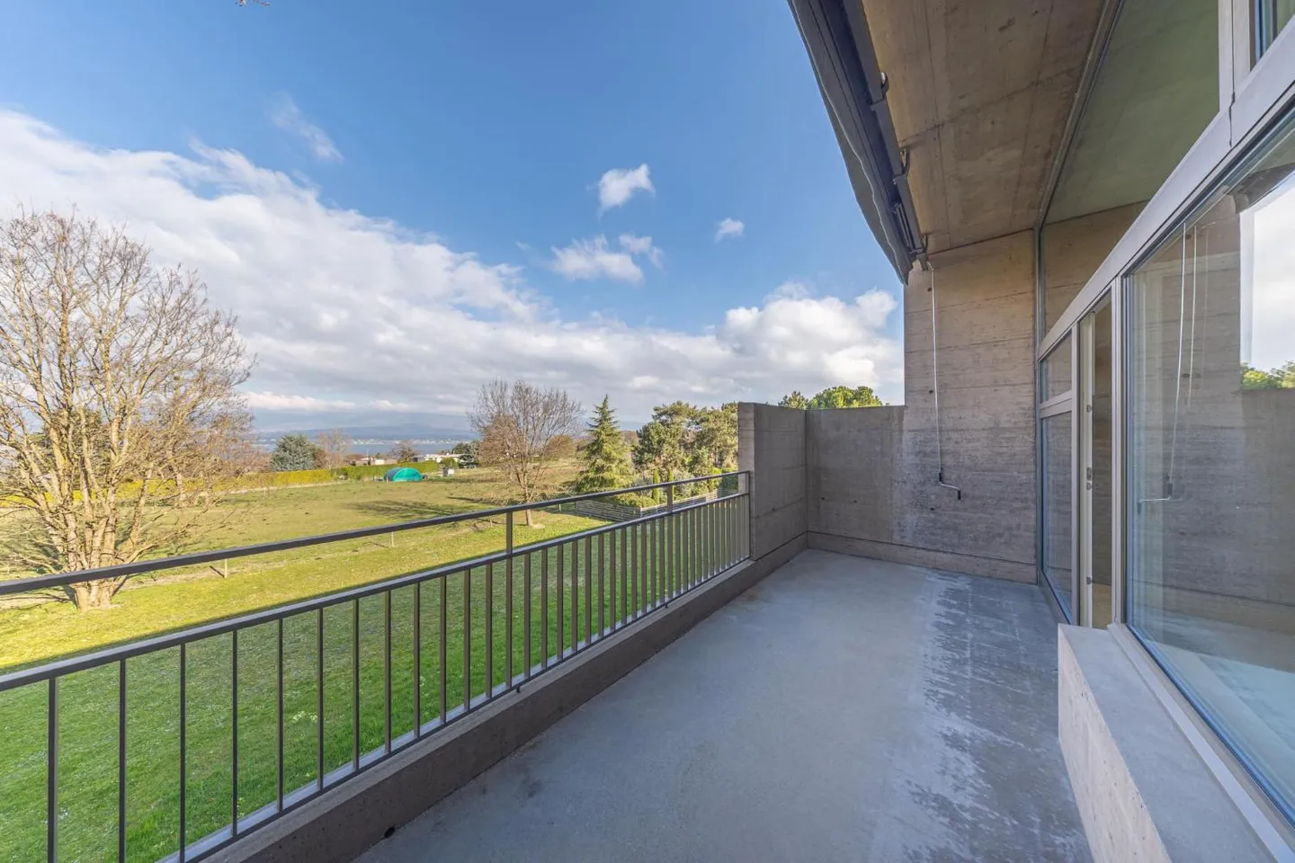 6-room apartment - Photo 8 of 8