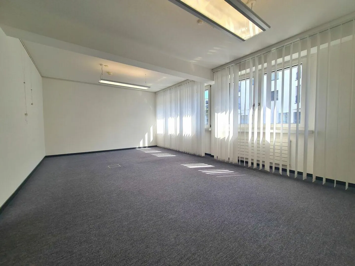 Moderne Büroräumlichkeiten an Zentrumslage in Neuhausen - Foto 3 von 14