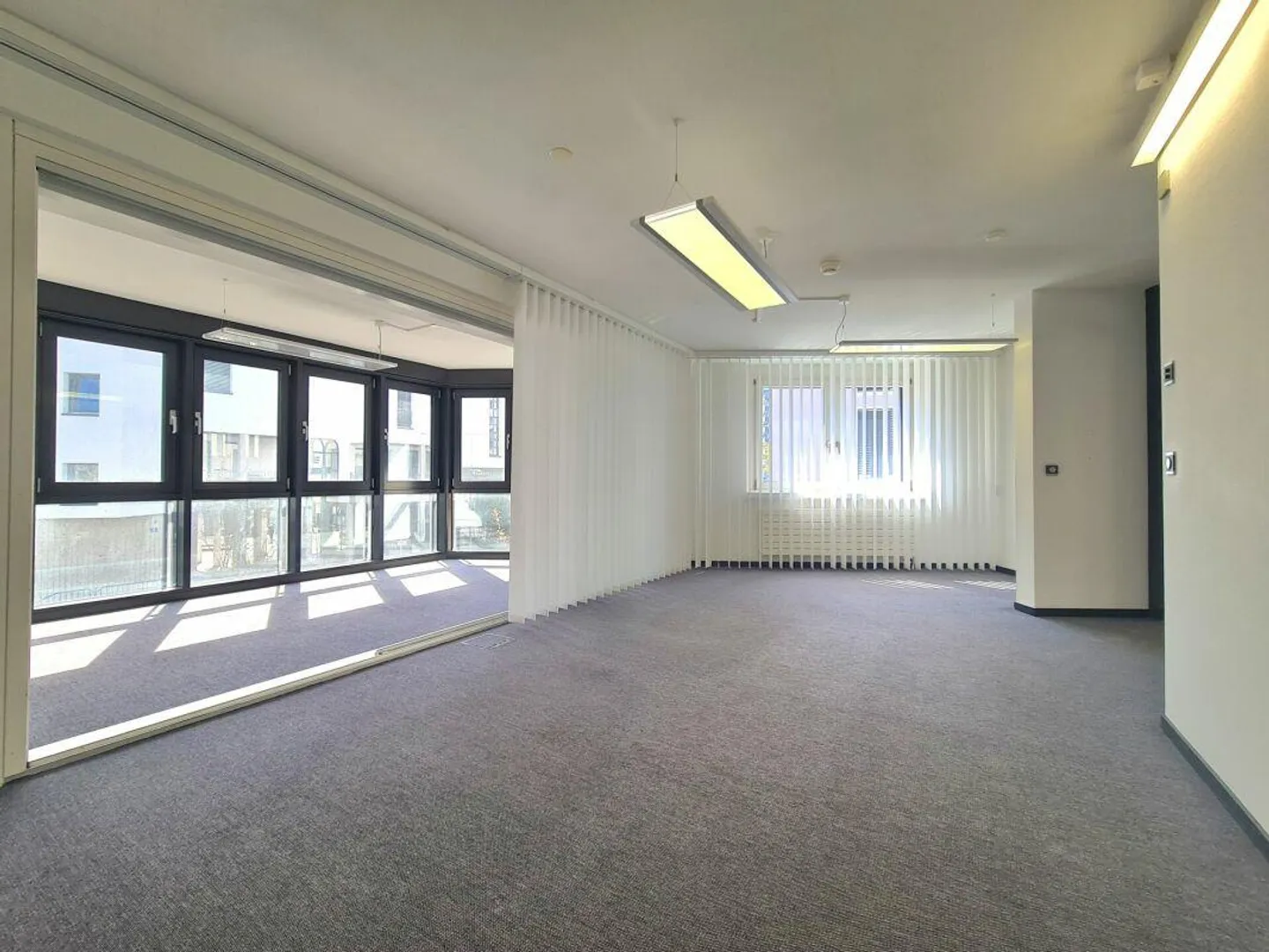 Moderne Büroräumlichkeiten an Zentrumslage in Neuhausen - Foto 1 von 14