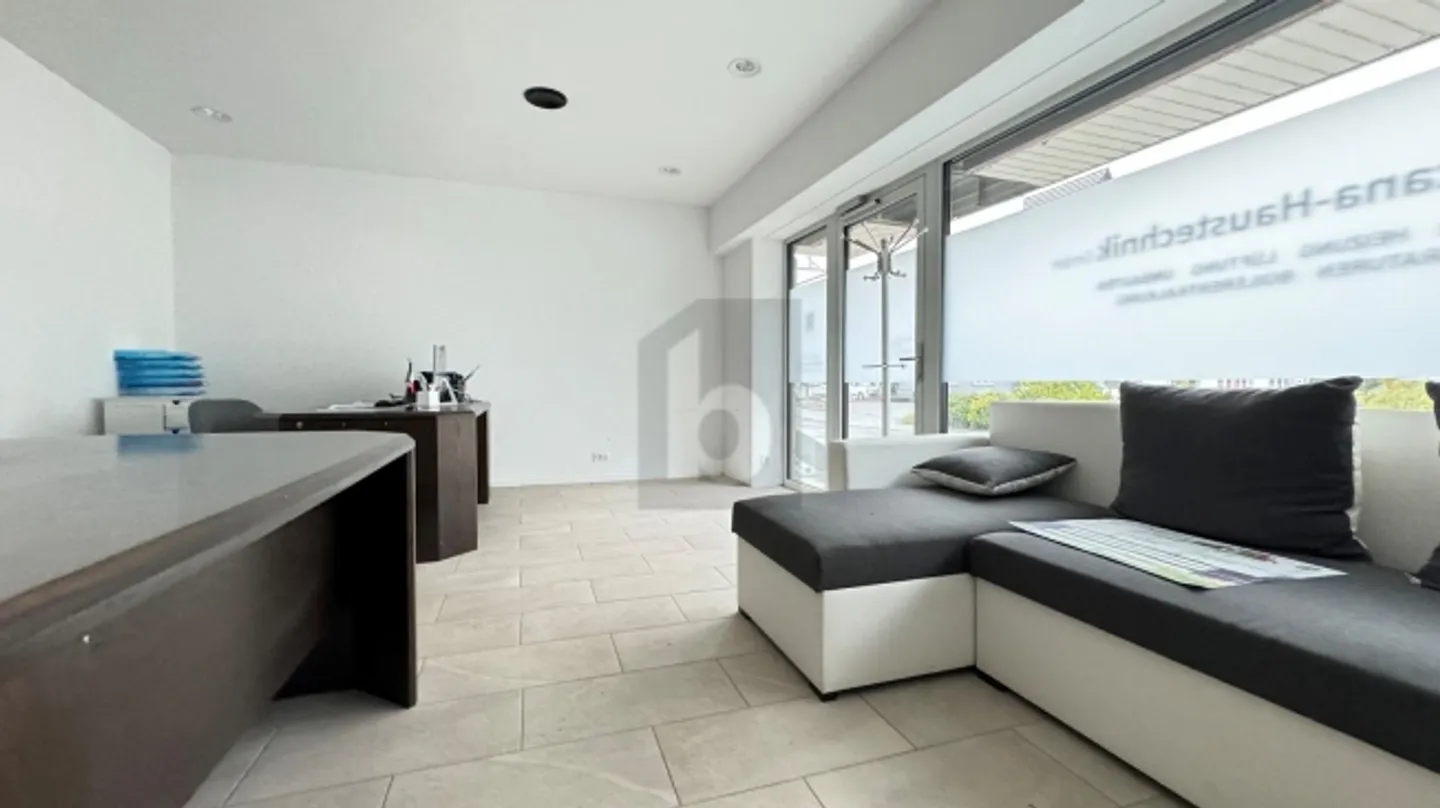 REPRESENTATIVE COMMERCIAL SPACE WITH STORAGE - Photo 2 of 5