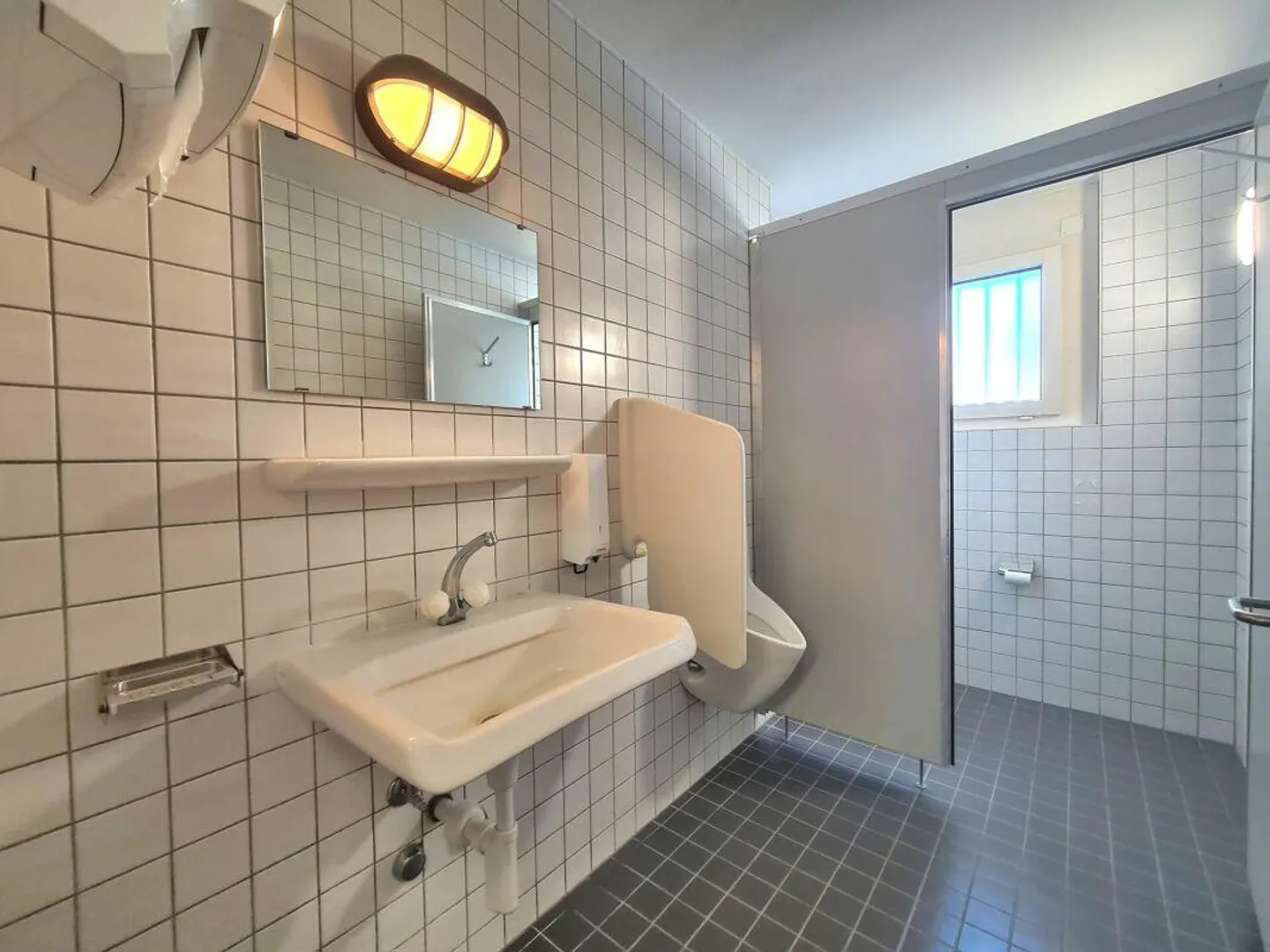 Moderne Büroräumlichkeiten an Zentrumslage in Neuhausen - Foto 9 von 14