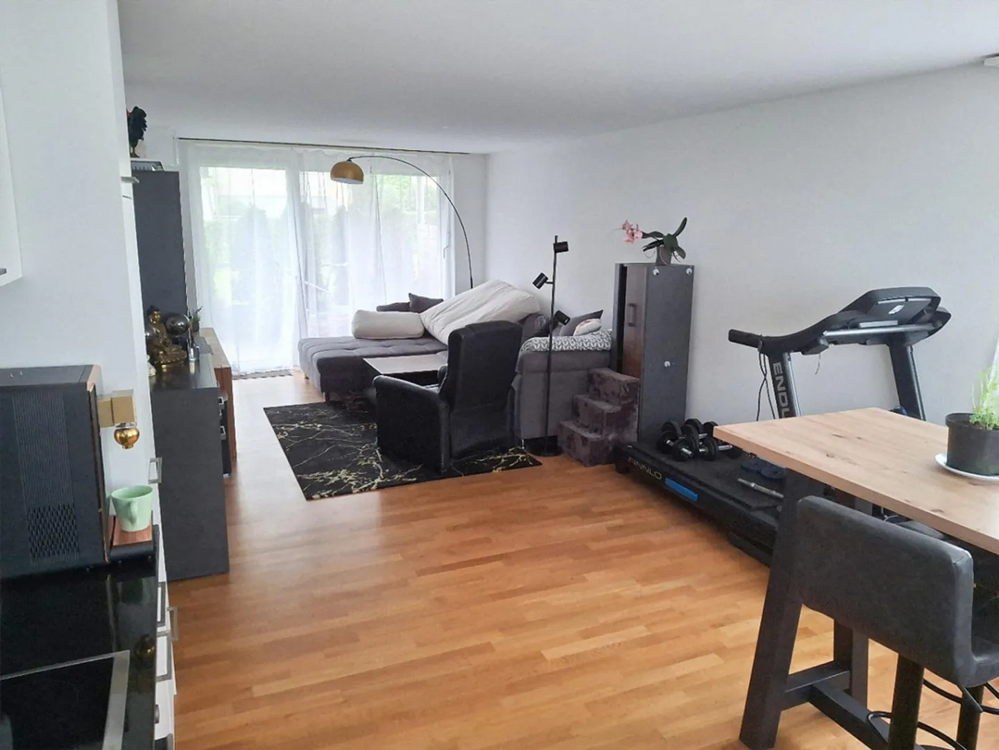 Modern 2.5 Room Ground Floor Apartment for Rent - Photo 2 of 7