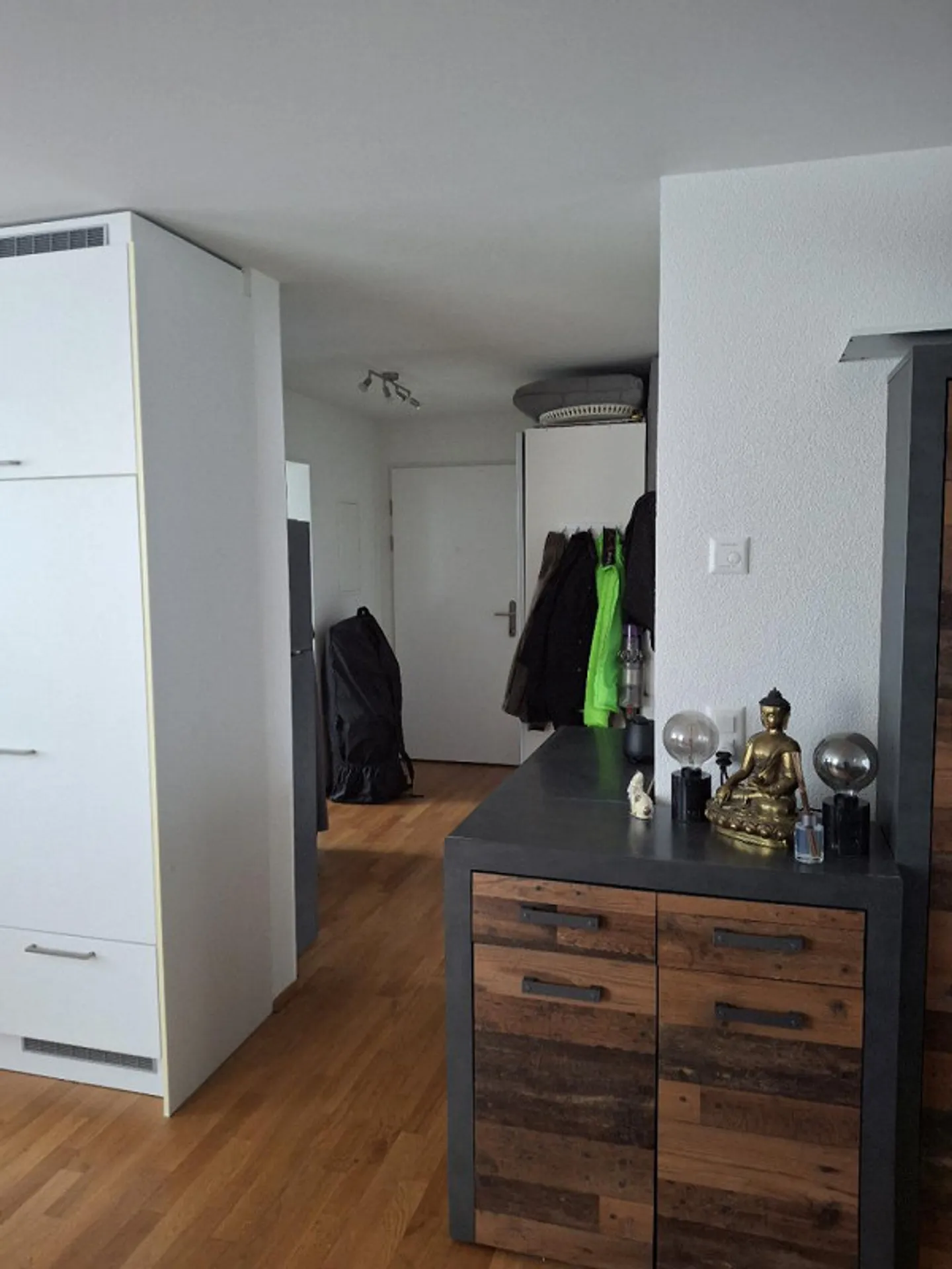 Modern 2.5 Room Ground Floor Apartment for Rent - Photo 5 of 7