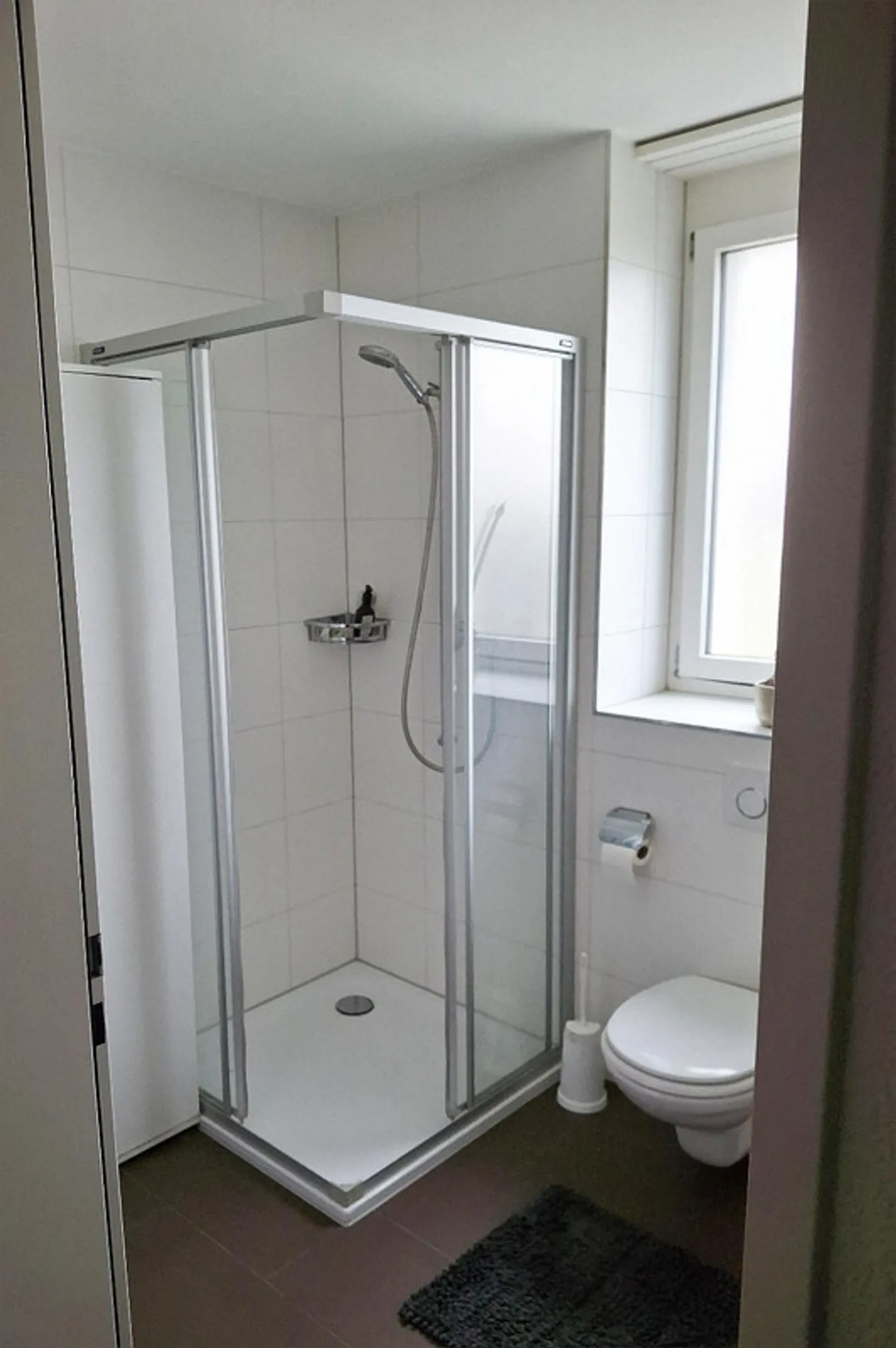 Modern 2.5 Room Ground Floor Apartment for Rent - Photo 6 of 7