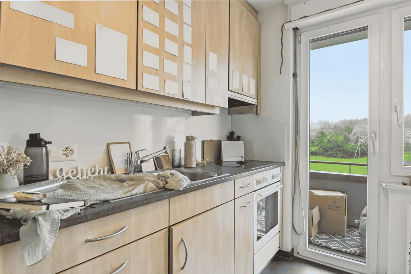 Centrally Located 3-Room Apartment in Spiez - Photo 4 of 7