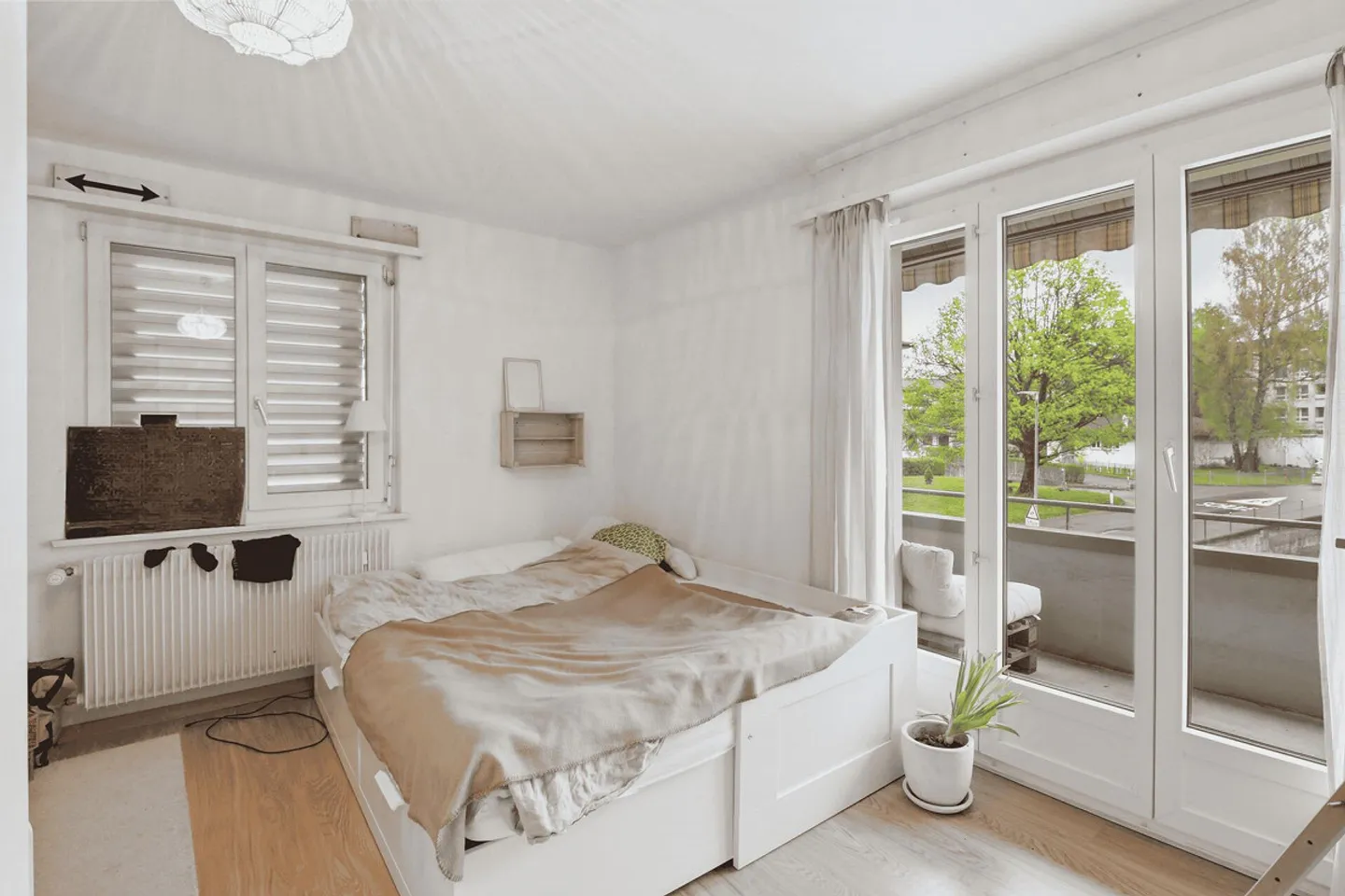 Centrally Located 3-Room Apartment in Spiez - Photo 5 of 7