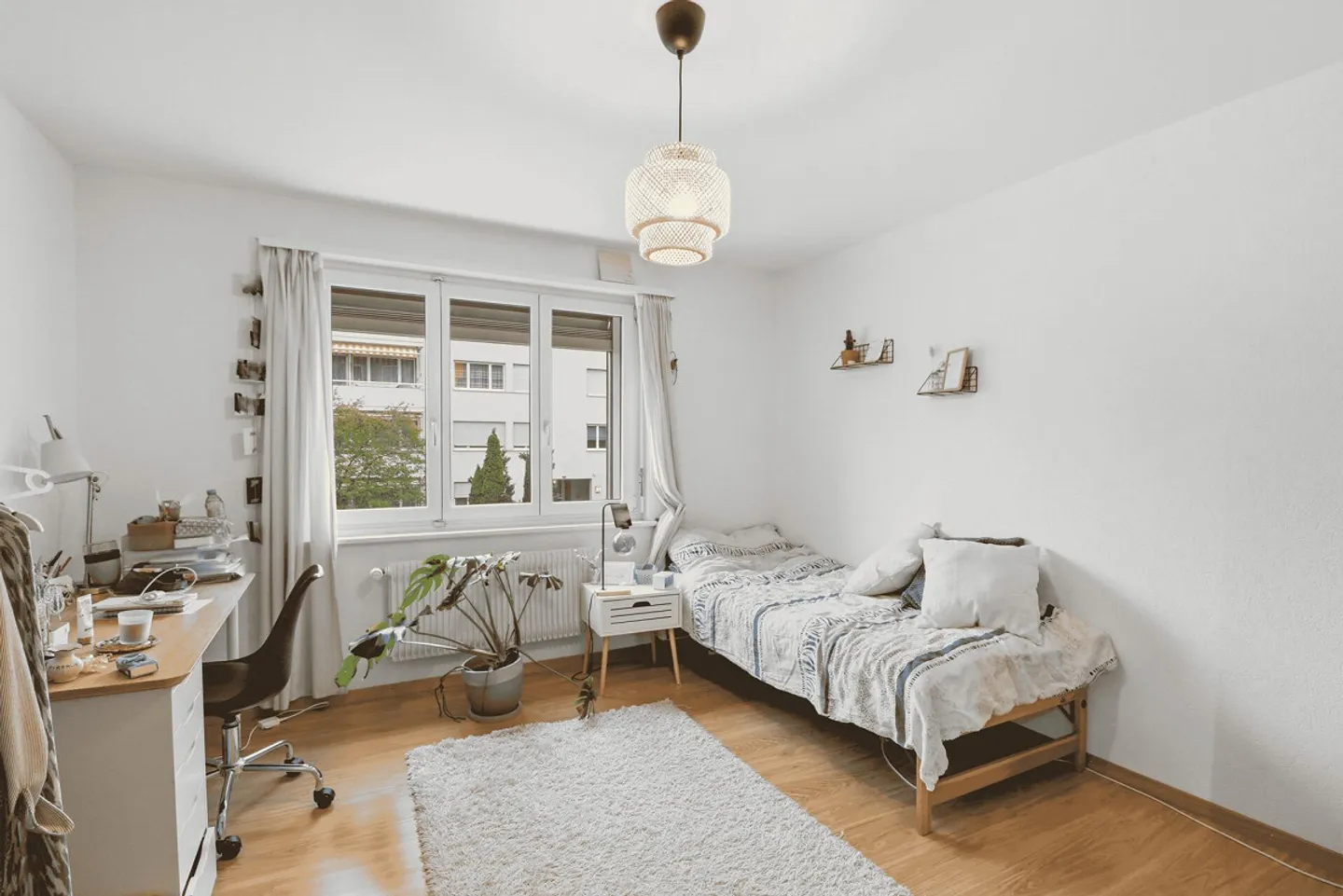 Centrally Located 3-Room Apartment in Spiez - Photo 6 of 7