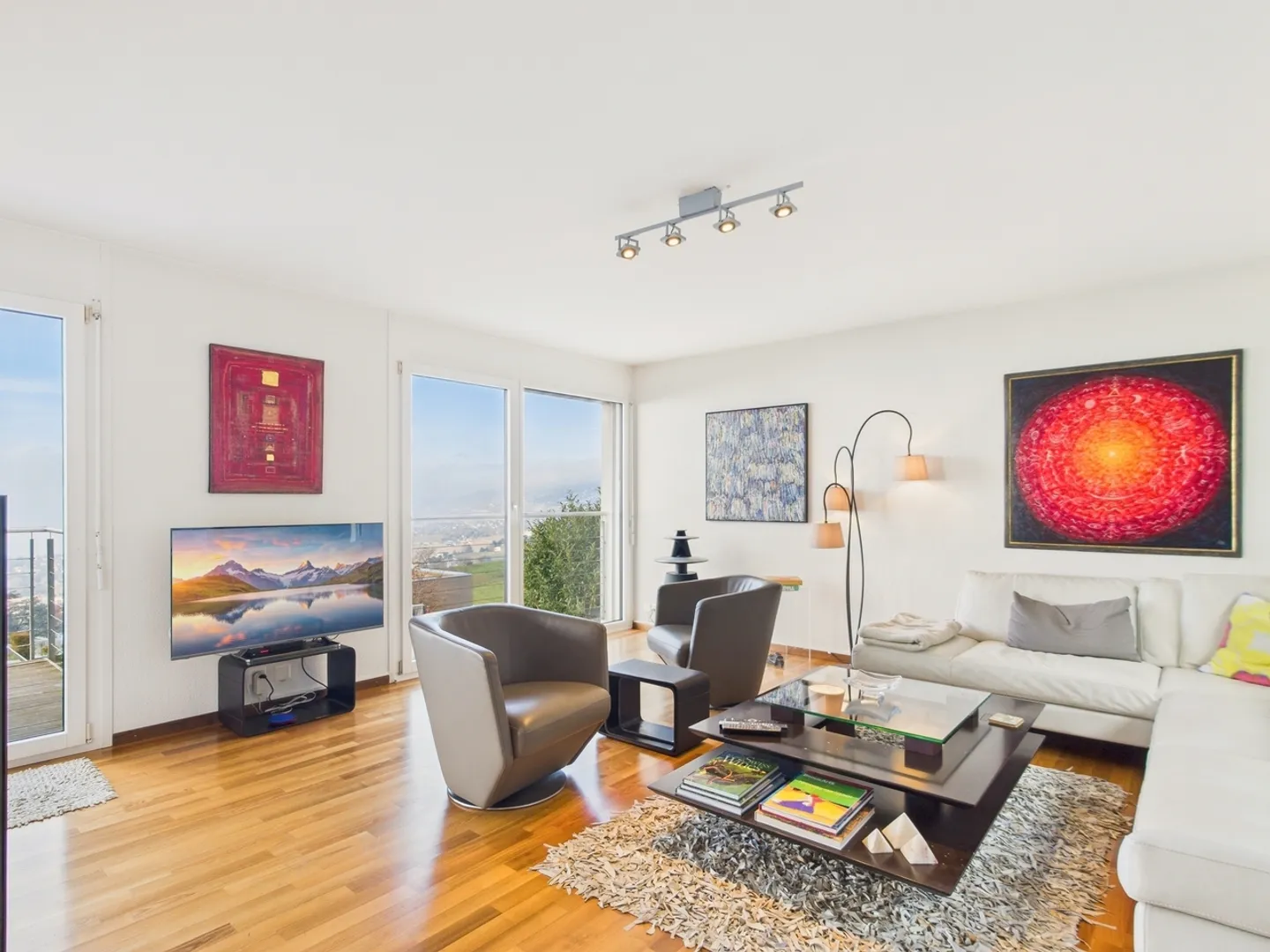 Panoramic View - Spacious 5.5 Room Townhouse - Photo 6 of 13