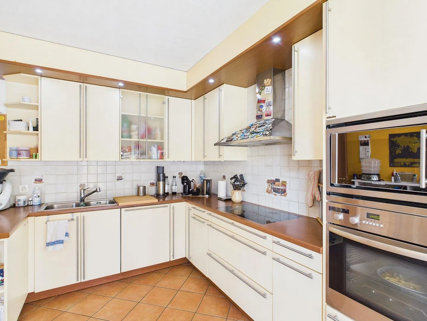 Independent Villa with Large Garden and Characteristic Grottino - Photo 12 of 26