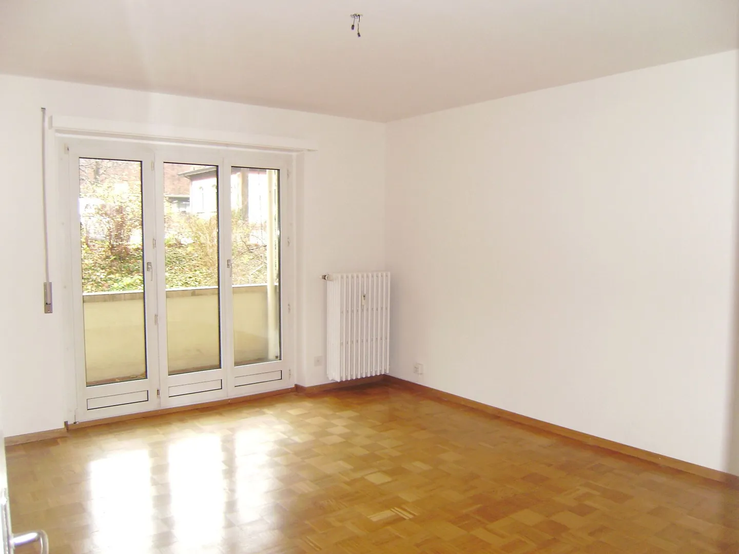 Freshly renovated 3-room apartment in the Weissenbühl district for rent! - Photo 4 of 6
