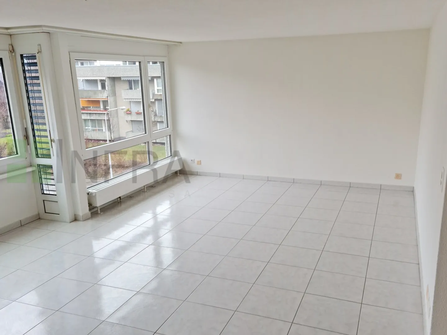 2,5 Zimmer renoviert mit Aufzug - Nur einen Steinwurf vom Dorf entfernt - Foto 5 von 13